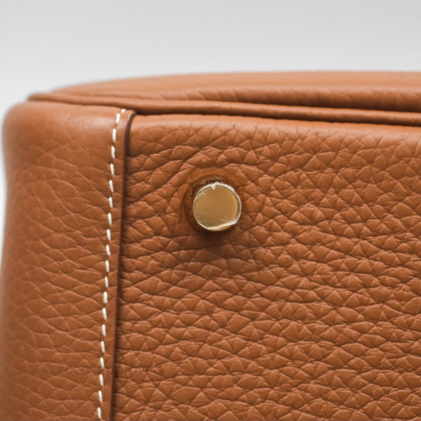 Hermès Lindy 26 Gold 37 Clemence Gold Hardware