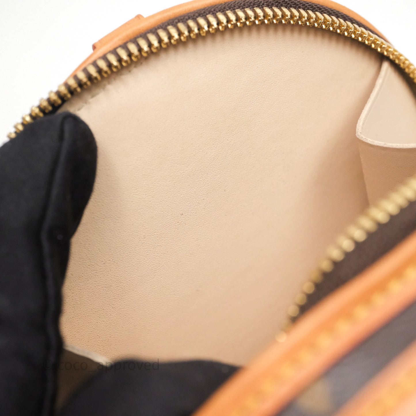Louis Vuitton Mini Boîte Chapeau Monogram Canvas