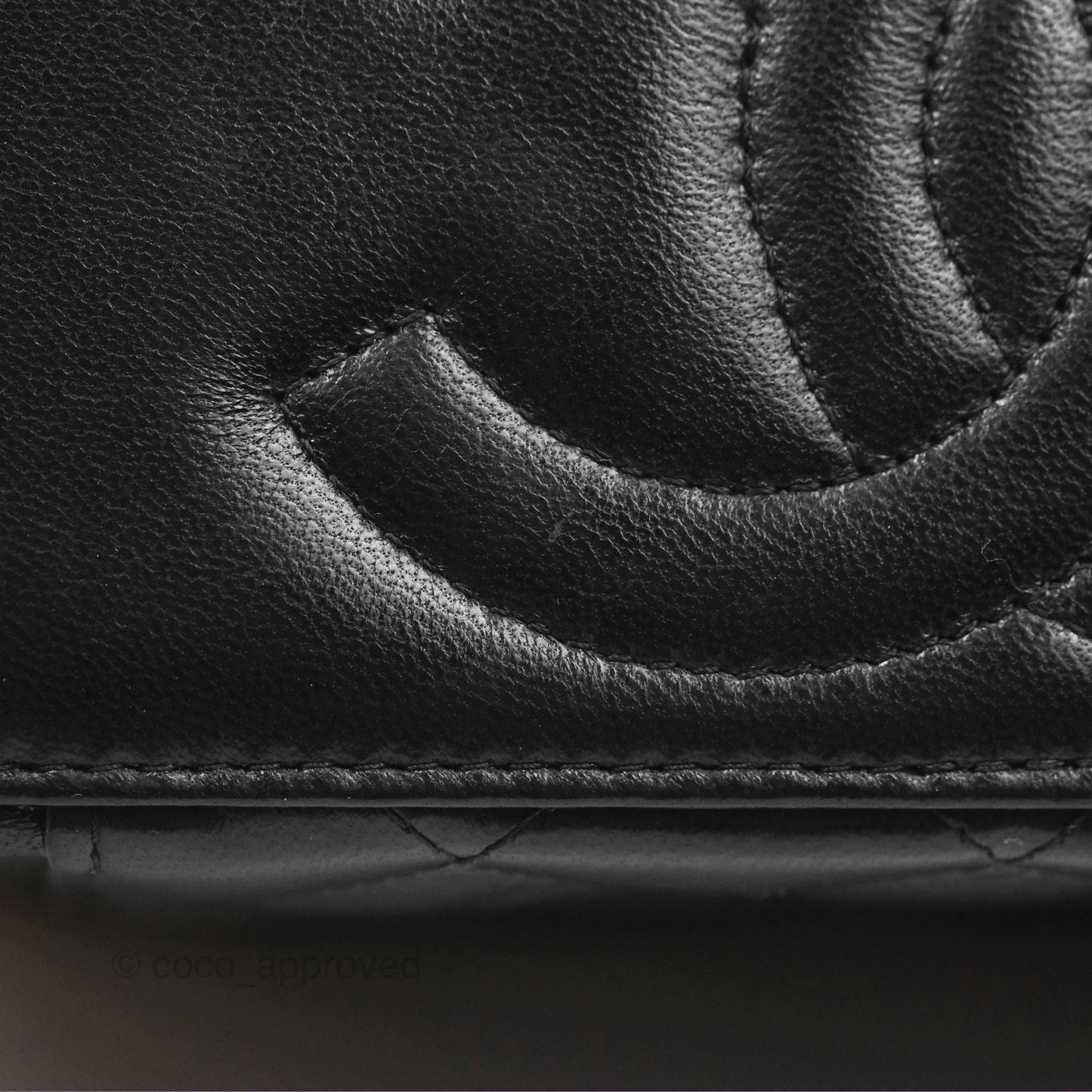 Chanel Vanity with Double Chain Black Shiny Crumpled Calfskin Gold Hardware 23S
