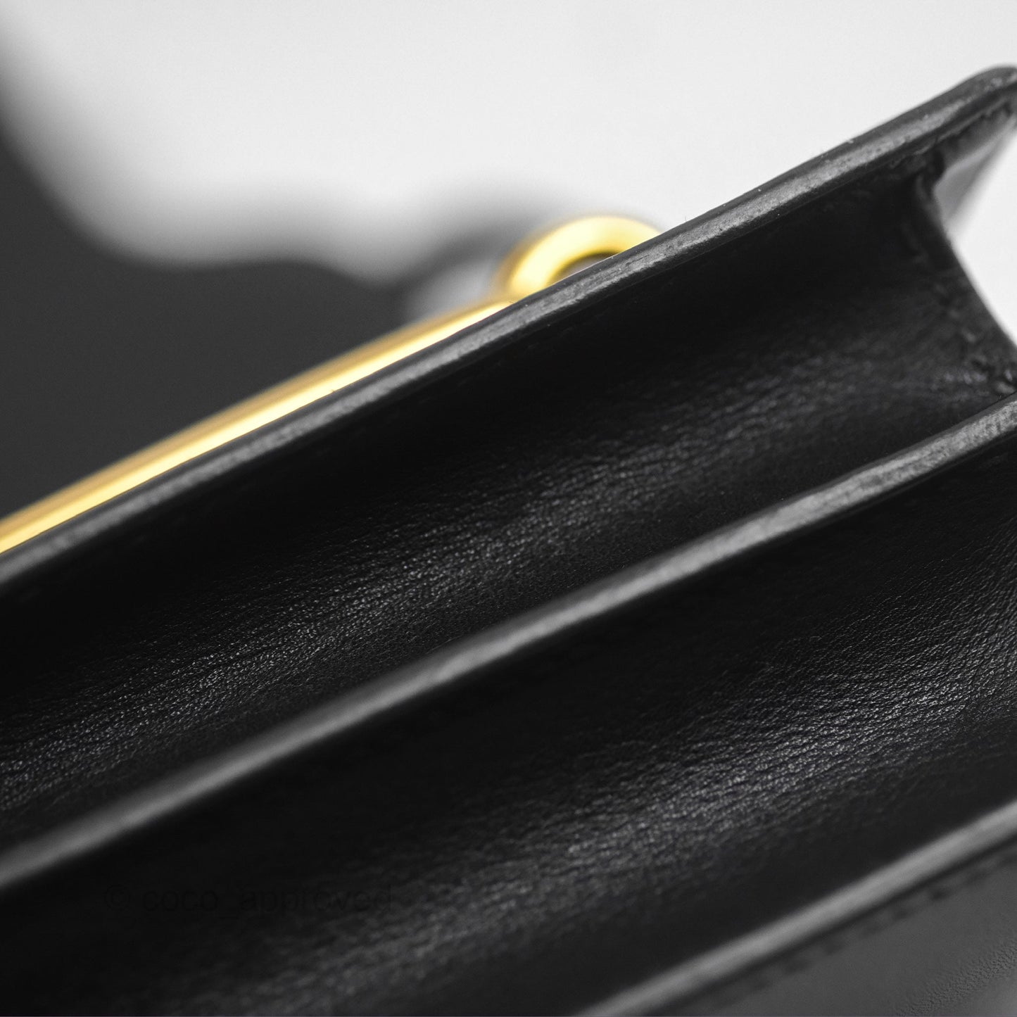 Hermès Roulis Mini 18 Noir 89 Veau Evergrain Gold Hardware