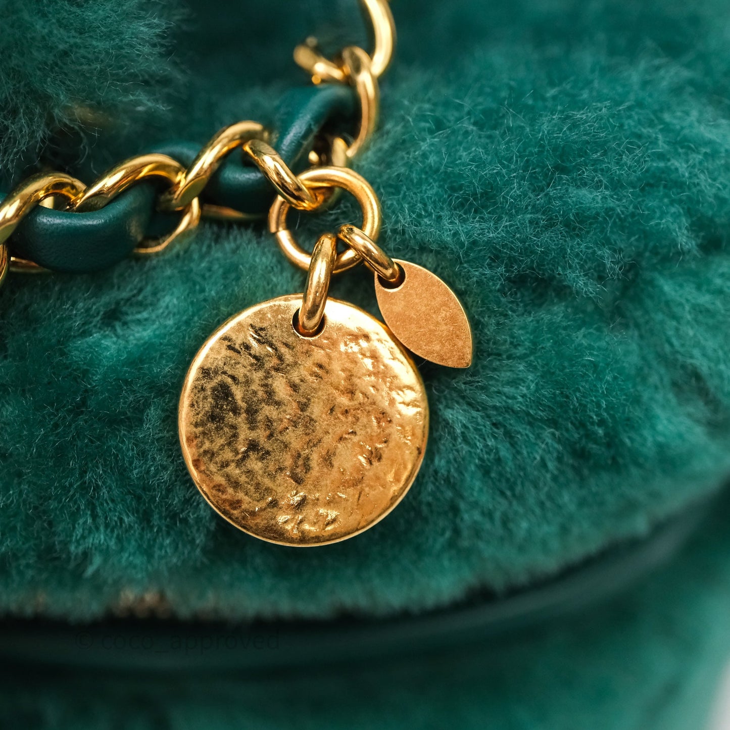 Chanel Small Vanity Case Green Shearling Aged Gold Hardware 22A