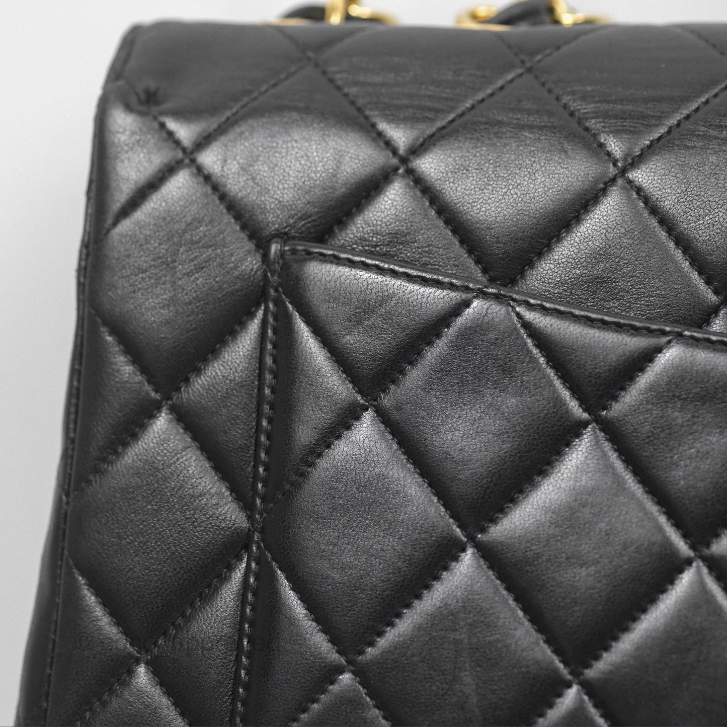 Chanel Vintage Jumbo Single Flap Black Lambskin 24K Gold Hardware