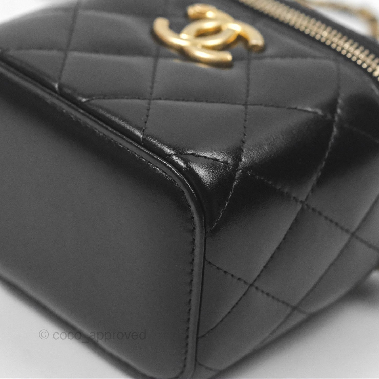 Chanel Quilted Mini Perfect Fit Vanity With Chain Black Calfskin Aged Gold Hardware 21A