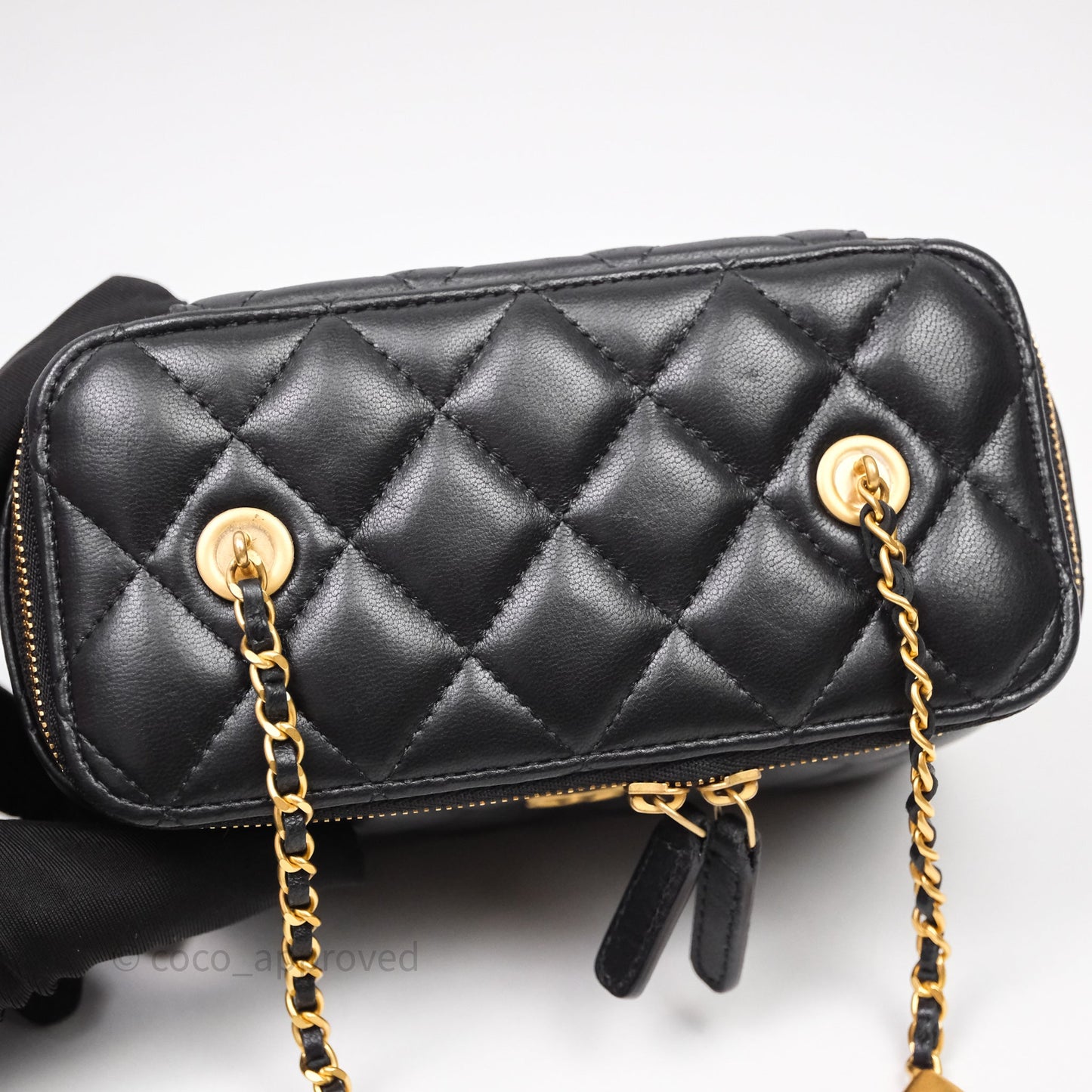 Chanel Vanity With COCO Heart Chain Black Lambskin Aged Gold Hardware