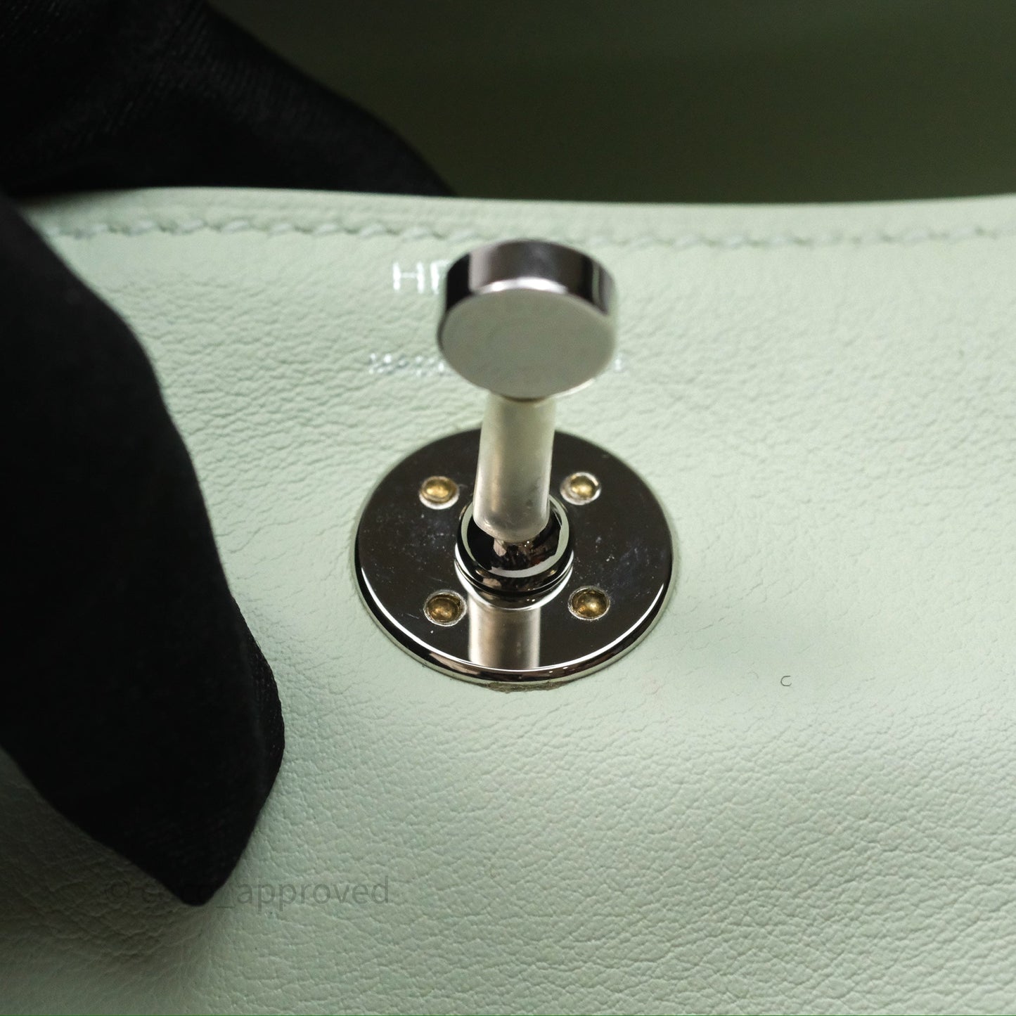 Hermès Mini Lindy Vert Fizz 0S Swift Palladium Hardware