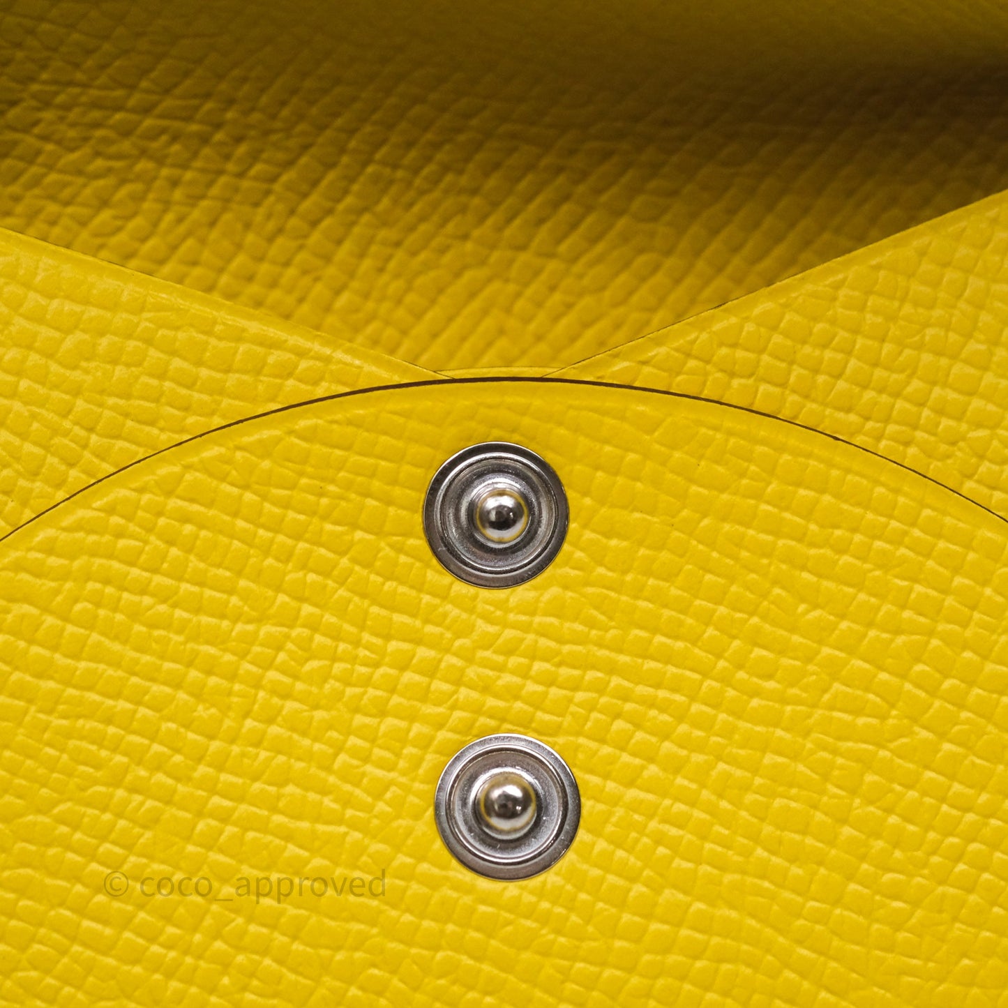Hermès Calvi Duo Compact Card Holder Jaune de Naples 9O Epsom