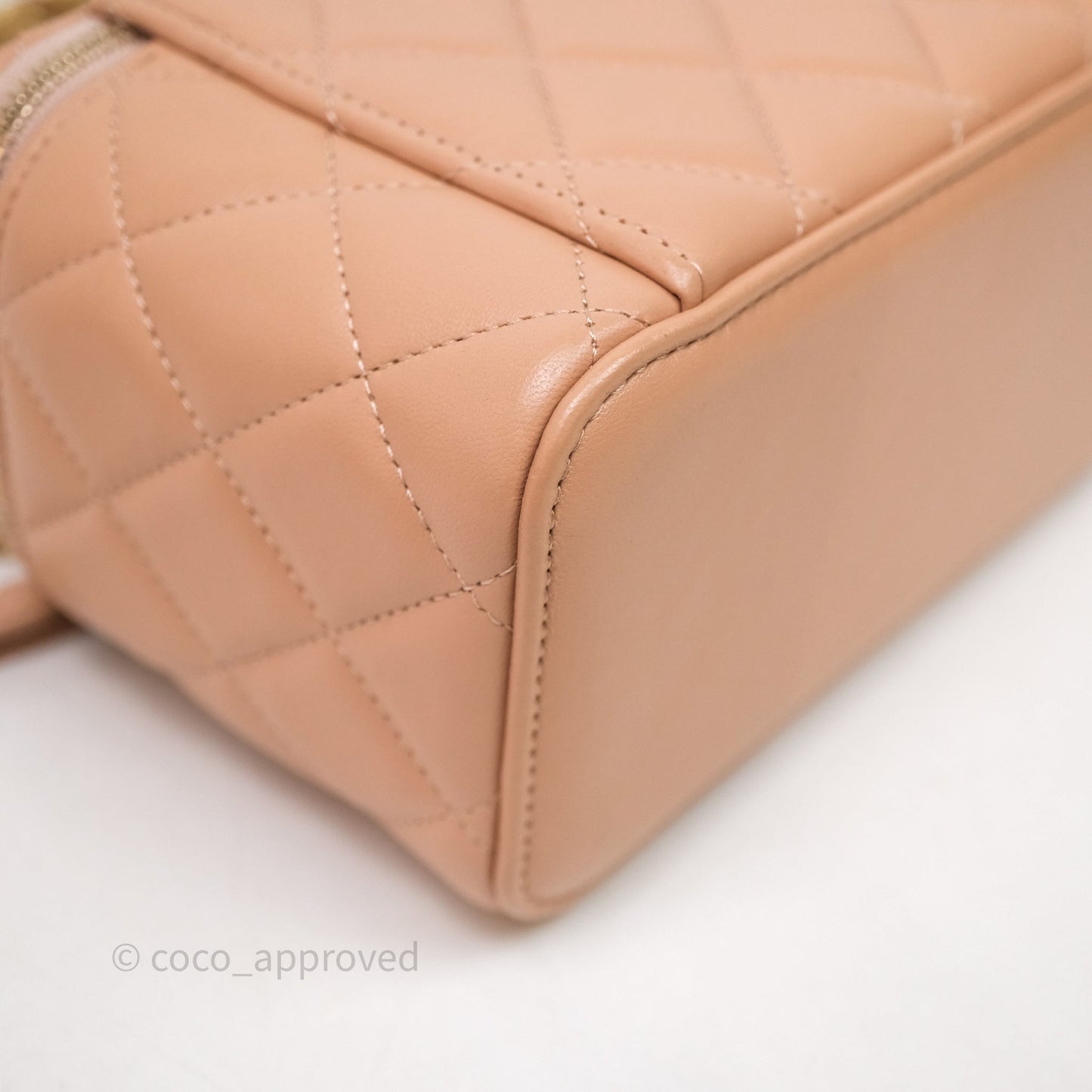 Chanel Vanity Rectangular Top Handle Beige Lambskin Aged Gold Hardware