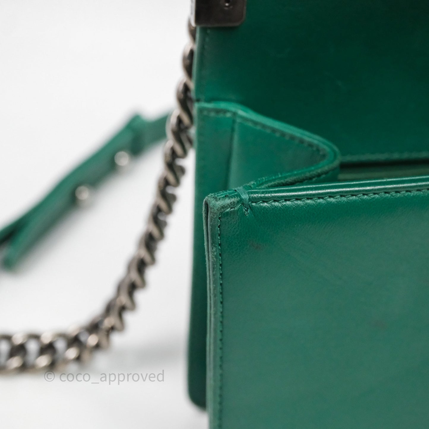 Chanel Medium Boy Quilted Green Lambskin Ruthenium Hardware