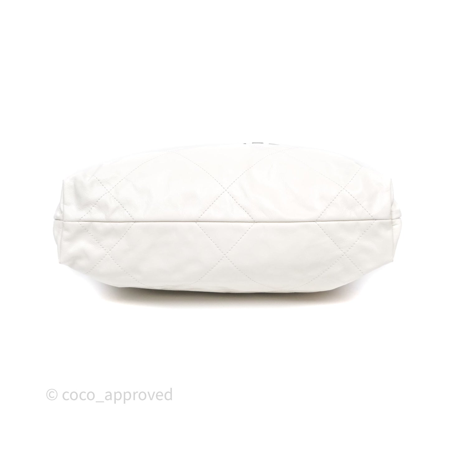 Chanel 22 Small White Shiny Crumpled Calfskin Aged Gold Hardware