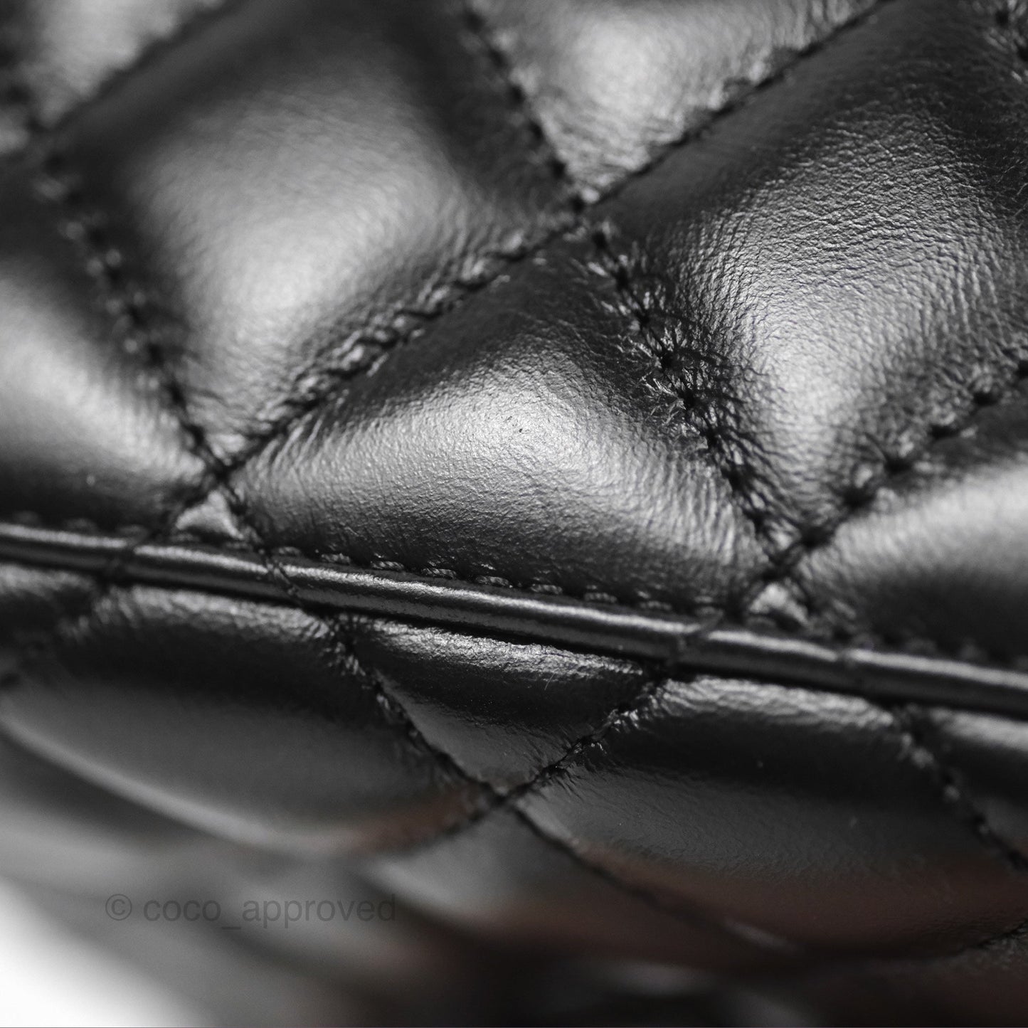 Chanel Kelly Bag Quilted Black Shiny Calfskin Aged Gold Hardware