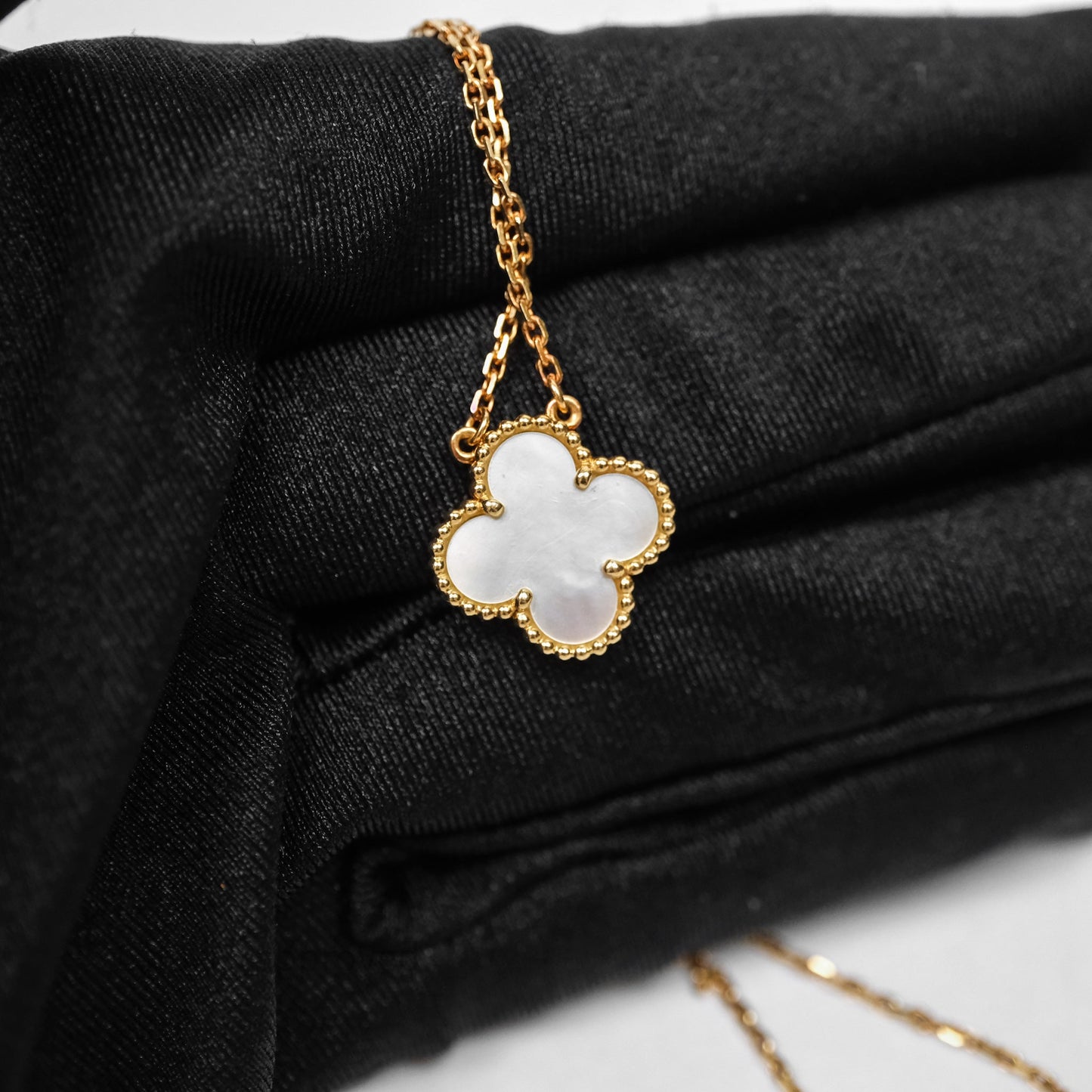 Van Cleef & Arpels Vintage Alhambra Pendant Necklace White Mother-of-pearl Yellow Gold