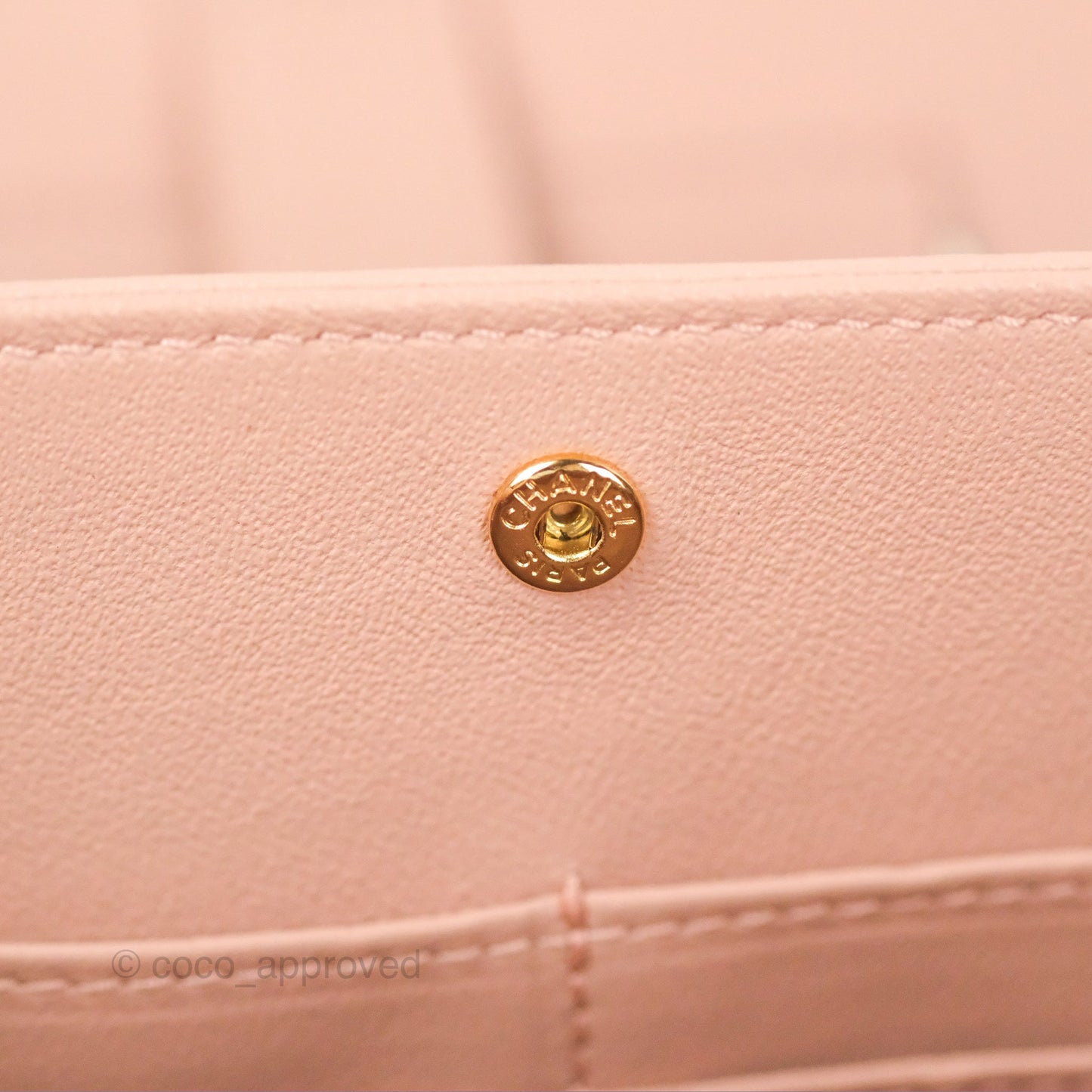 Chanel Quilted Large CC Filigree Vanity Case Black Caviar Gold Hardware