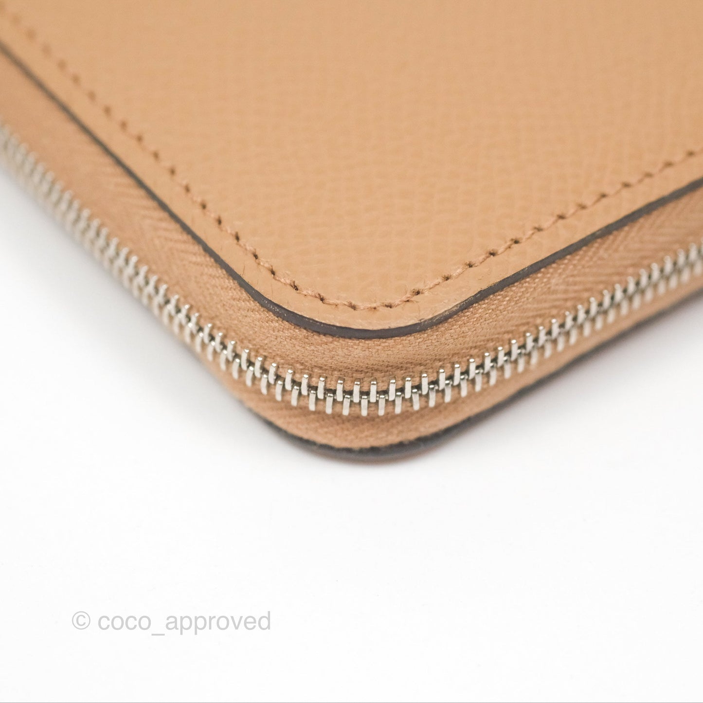 Hermès Silk In Compact Wallet Chai Epsom