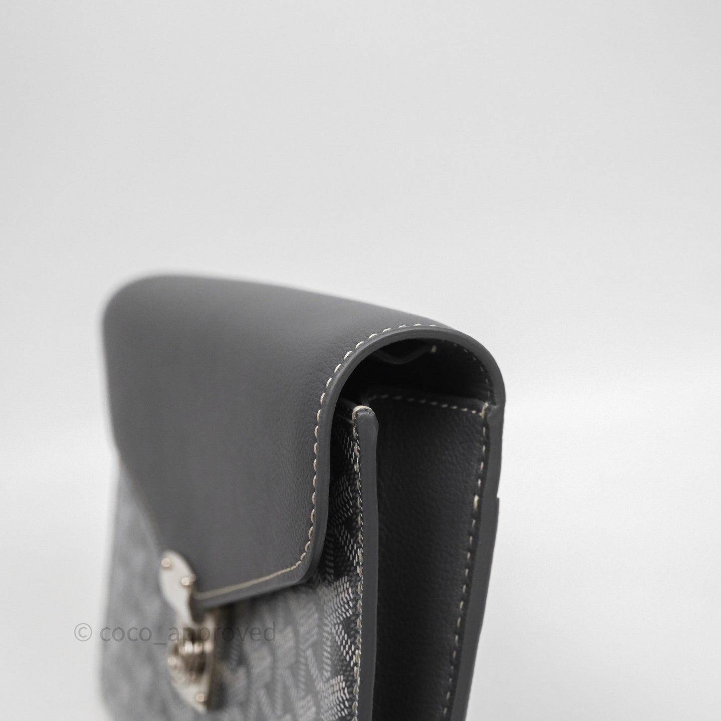 Goyard Chypre Wallet Pouch Chevroches Calfskin Grey