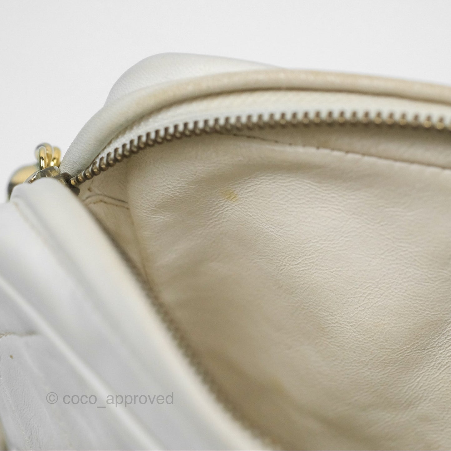 Chanel Vintage Small Camera Bag White Lambskin Gold Hardware