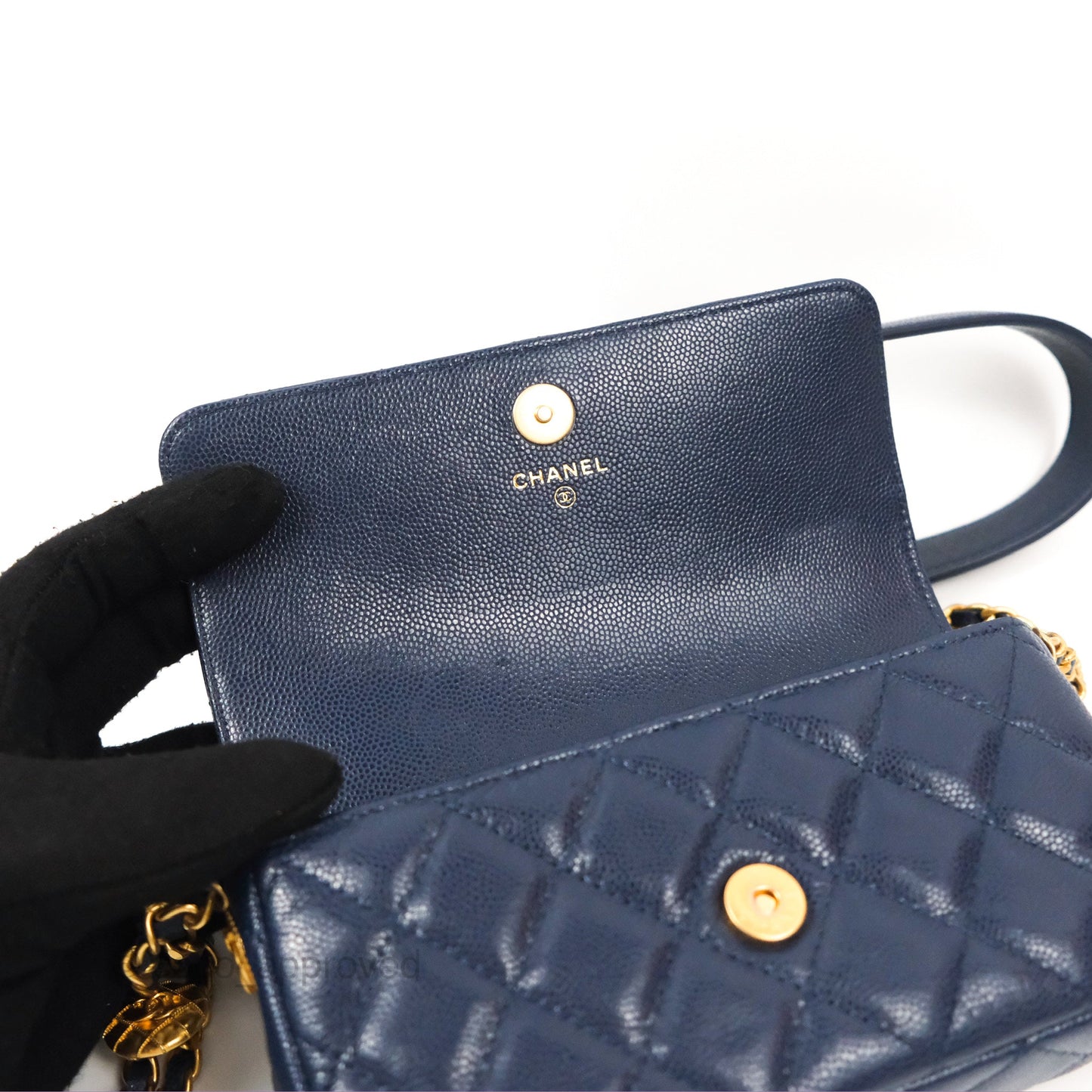 Chanel Twist Your Button Phone Bag Navy Shiny Caviar Aged Gold Hardware 22A