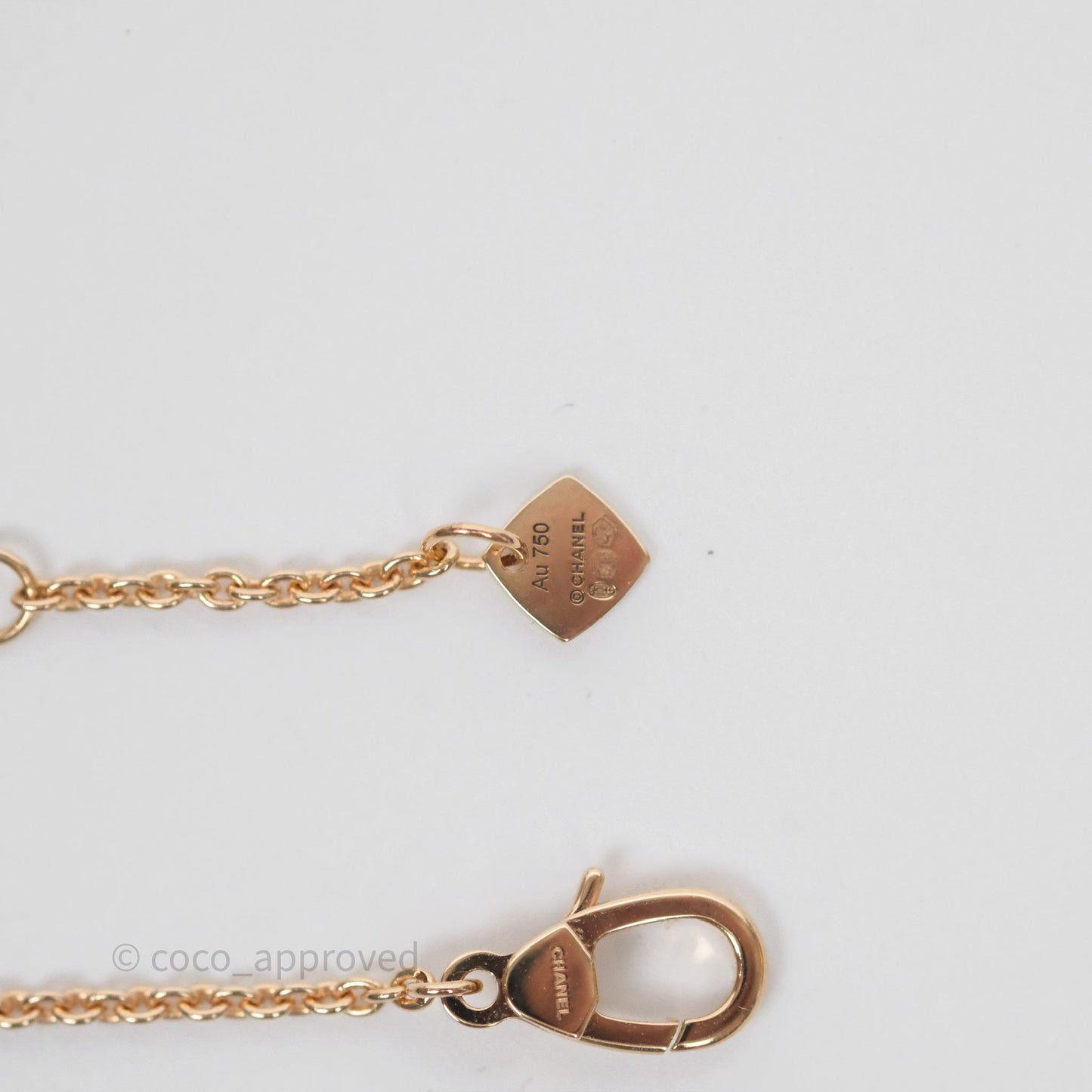 Chanel Coco Necklace Diamonds Beige Gold