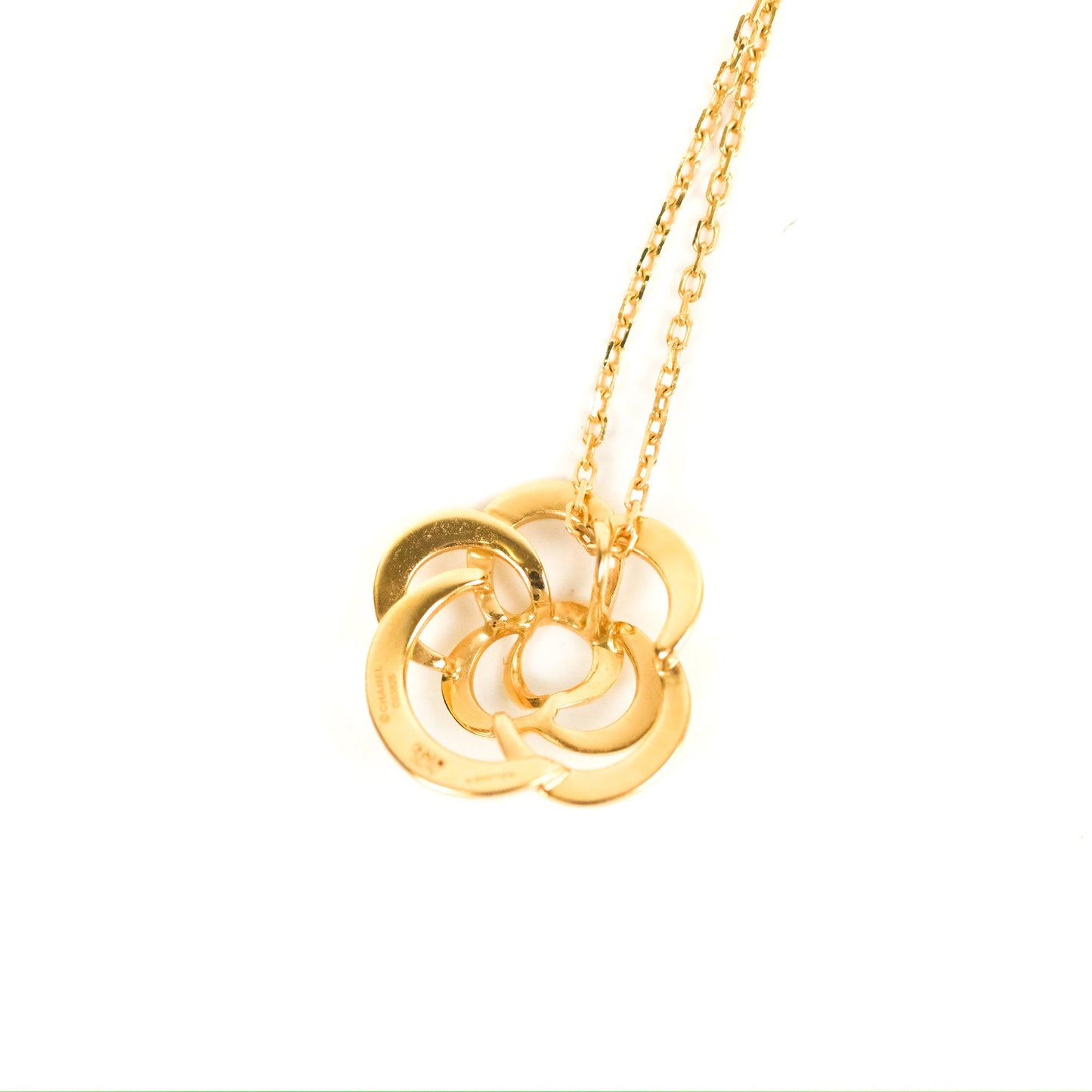 Chanel Fil De Camelia Necklace 18K Gold