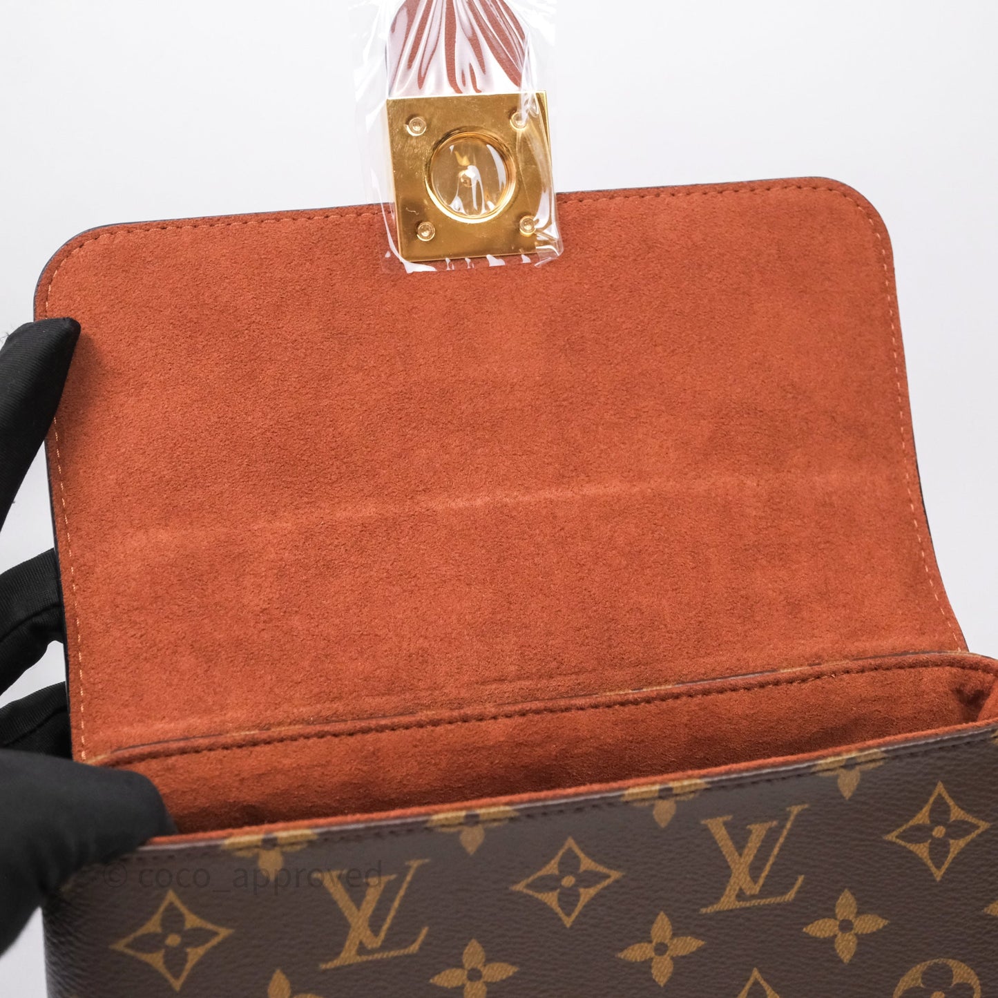Louis Vuitton Monogram Locky BB Caramel
