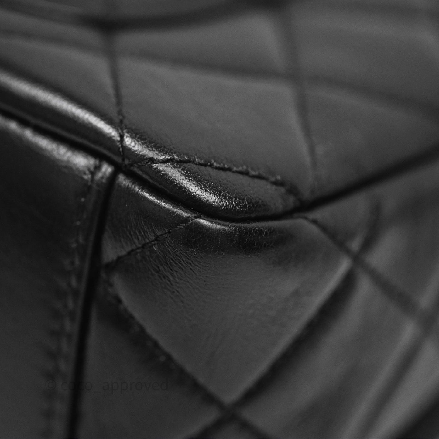 Chanel Quilted Flap Bag Black Lambskin Aged Gold Hardware 22P