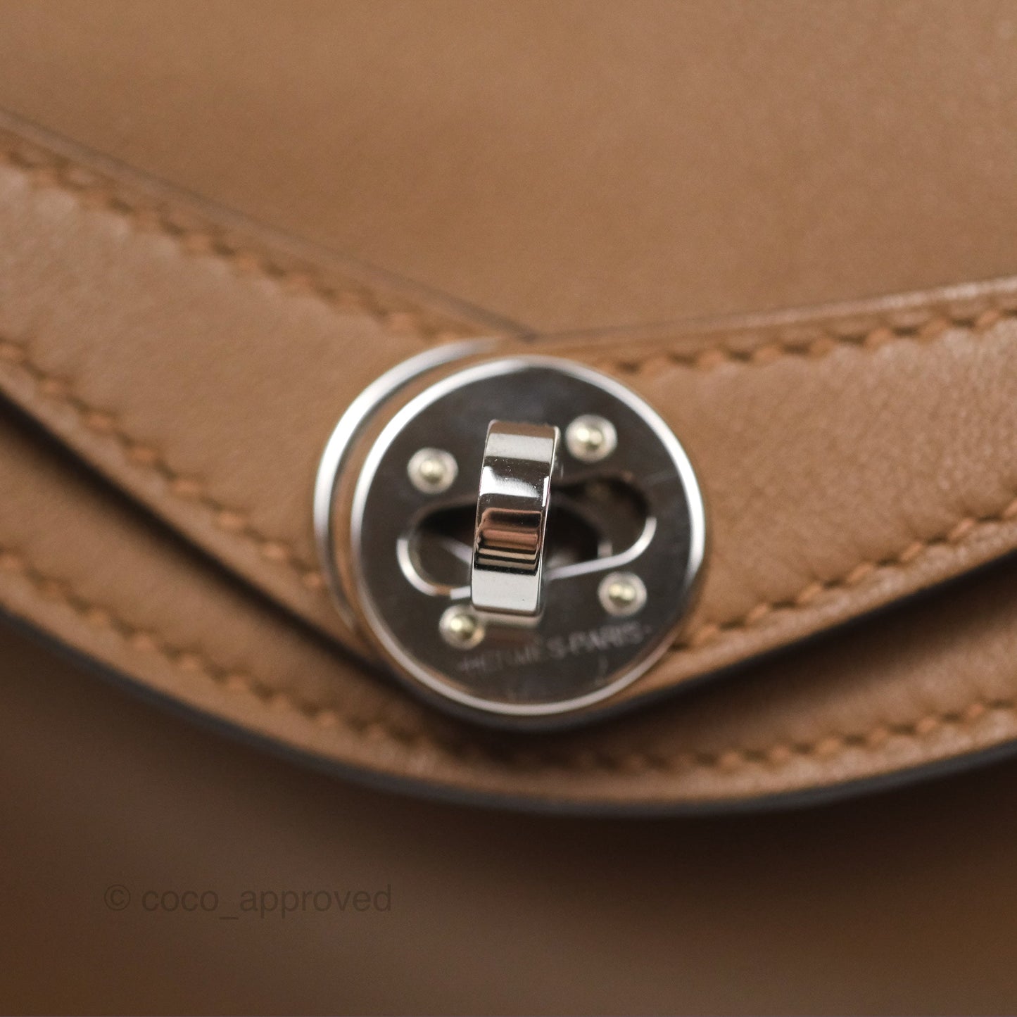 Hermès Mini Lindy 20 Verso Swift Alezan 3G / Biscuit 48 Palladium Hardware