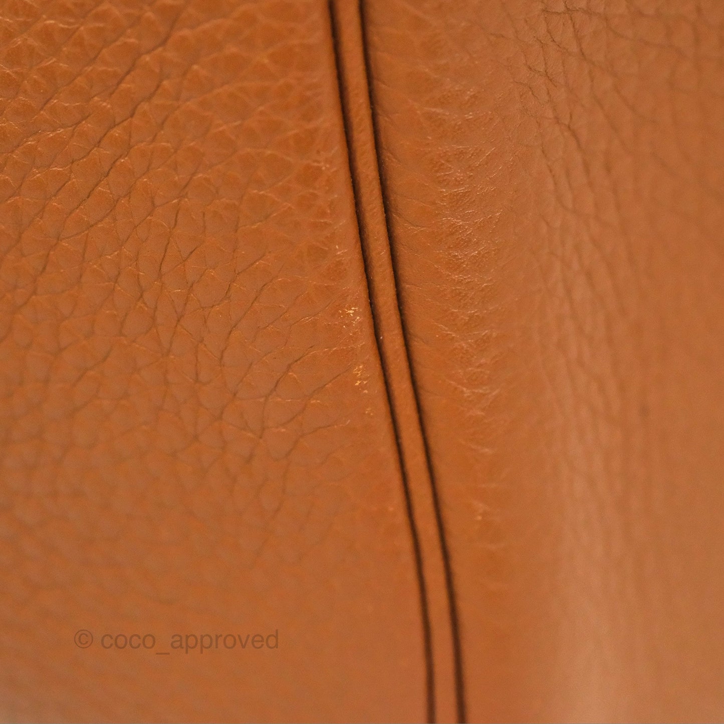 Hermès Lindy 26 Gold Verso Rouge Tomate Clemence Gold Hardware