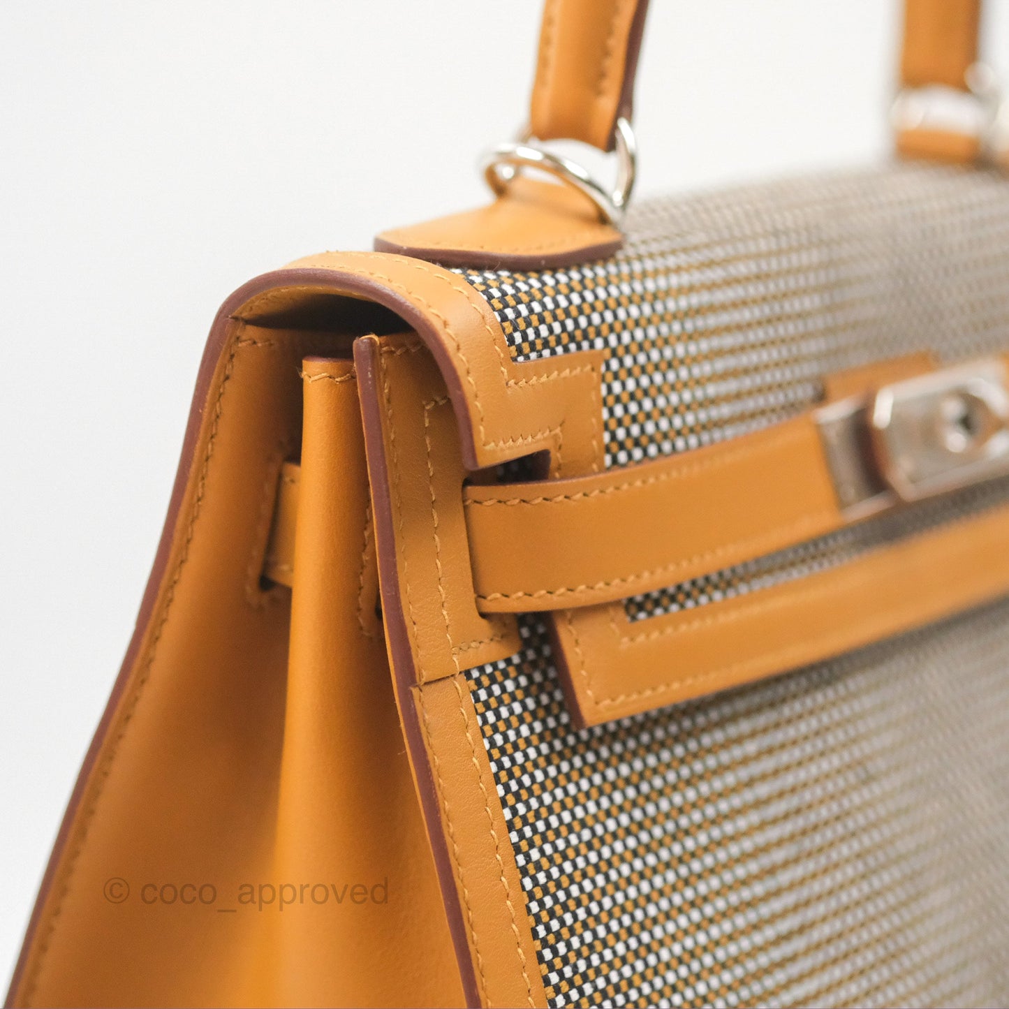 Hermès Kelly Sellier 28 Quadrille Black/White/Desert Sesame Swift