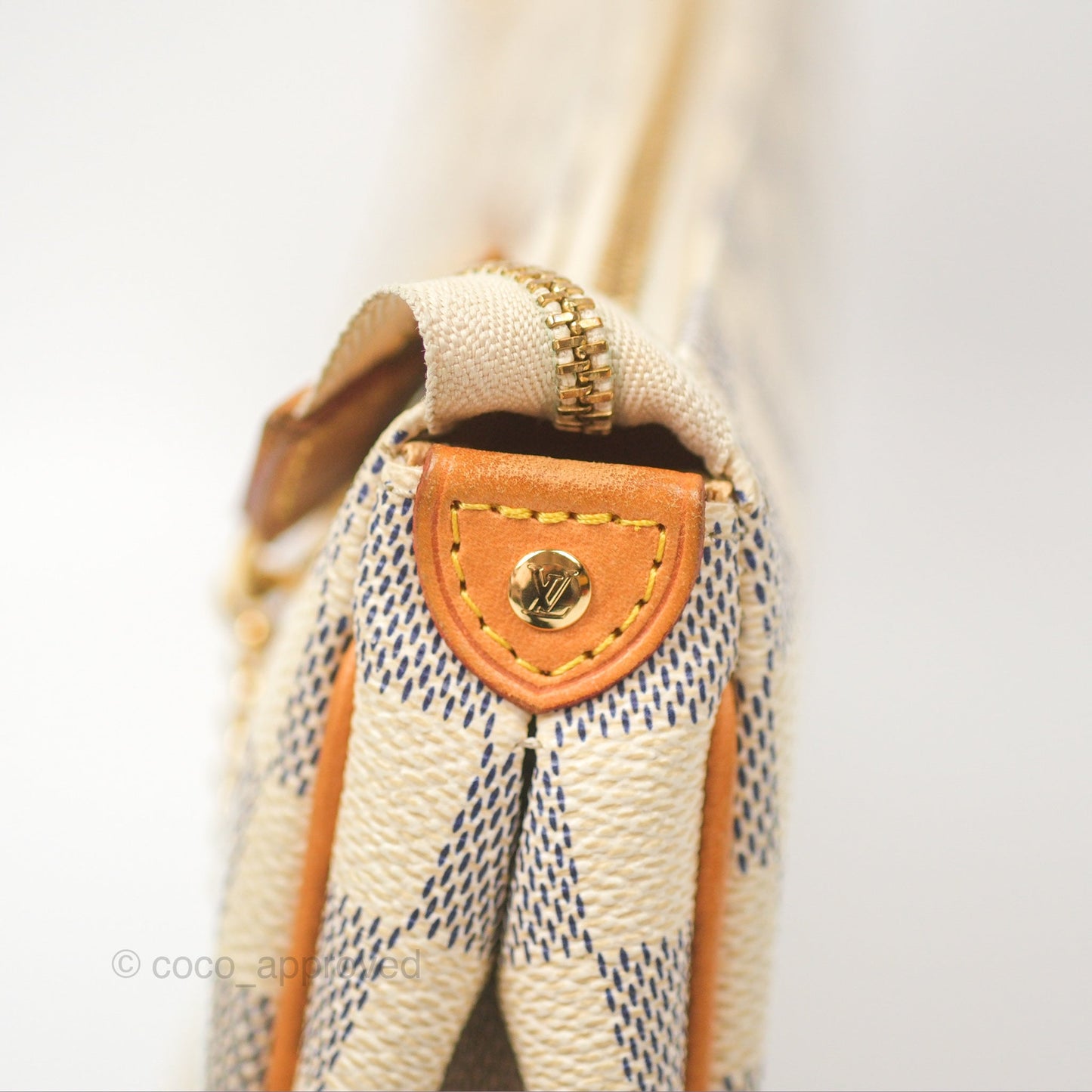 Louis Vuitton Eva Clutch With Strap Damier Azur