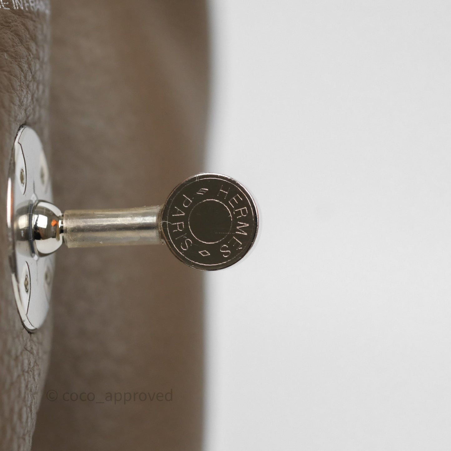 Hermès Lindy 30 Etoupe 18 Clemence Palladium Hardware