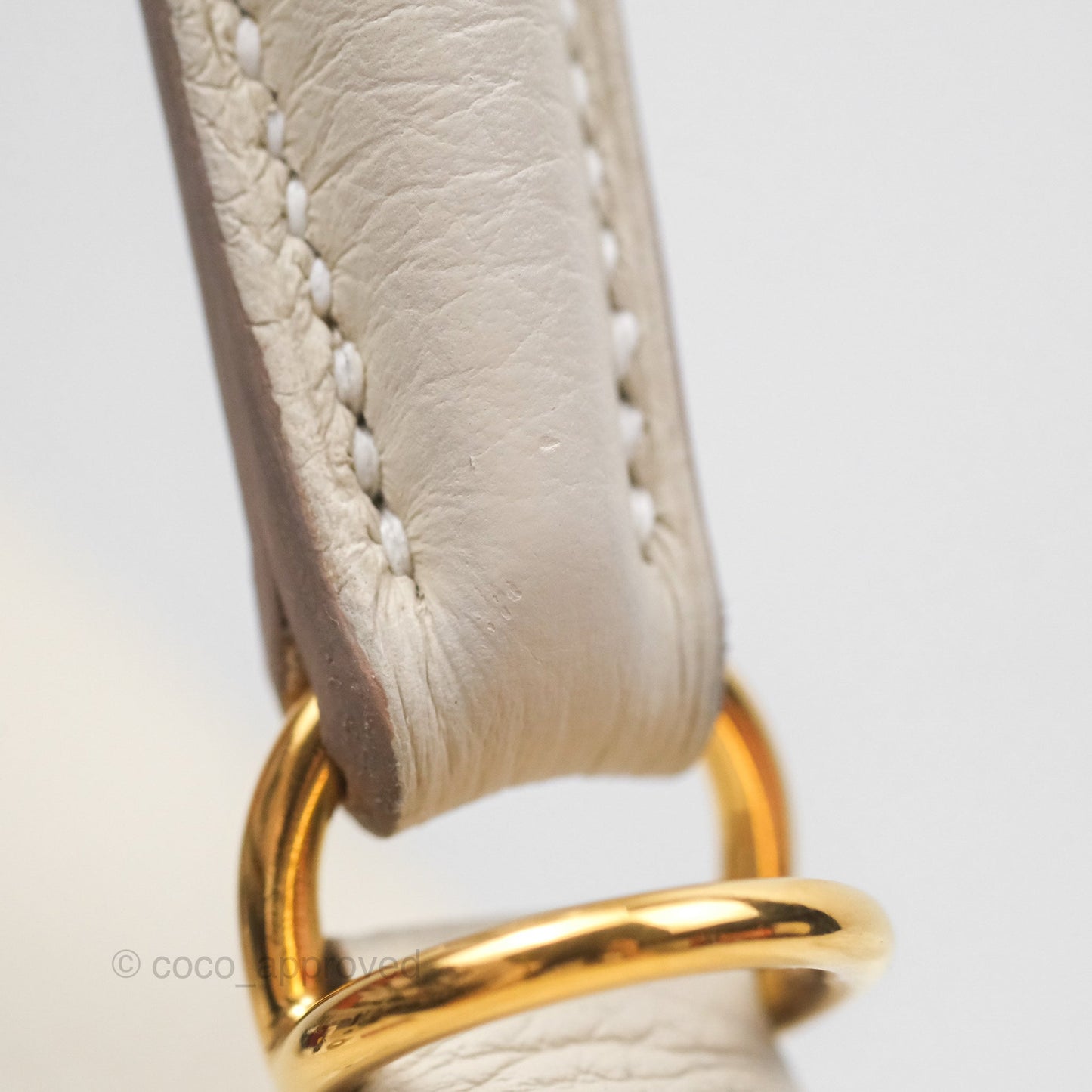 Hermès Kelly 28 Retourn Craie 10 Togo Gold Hardware