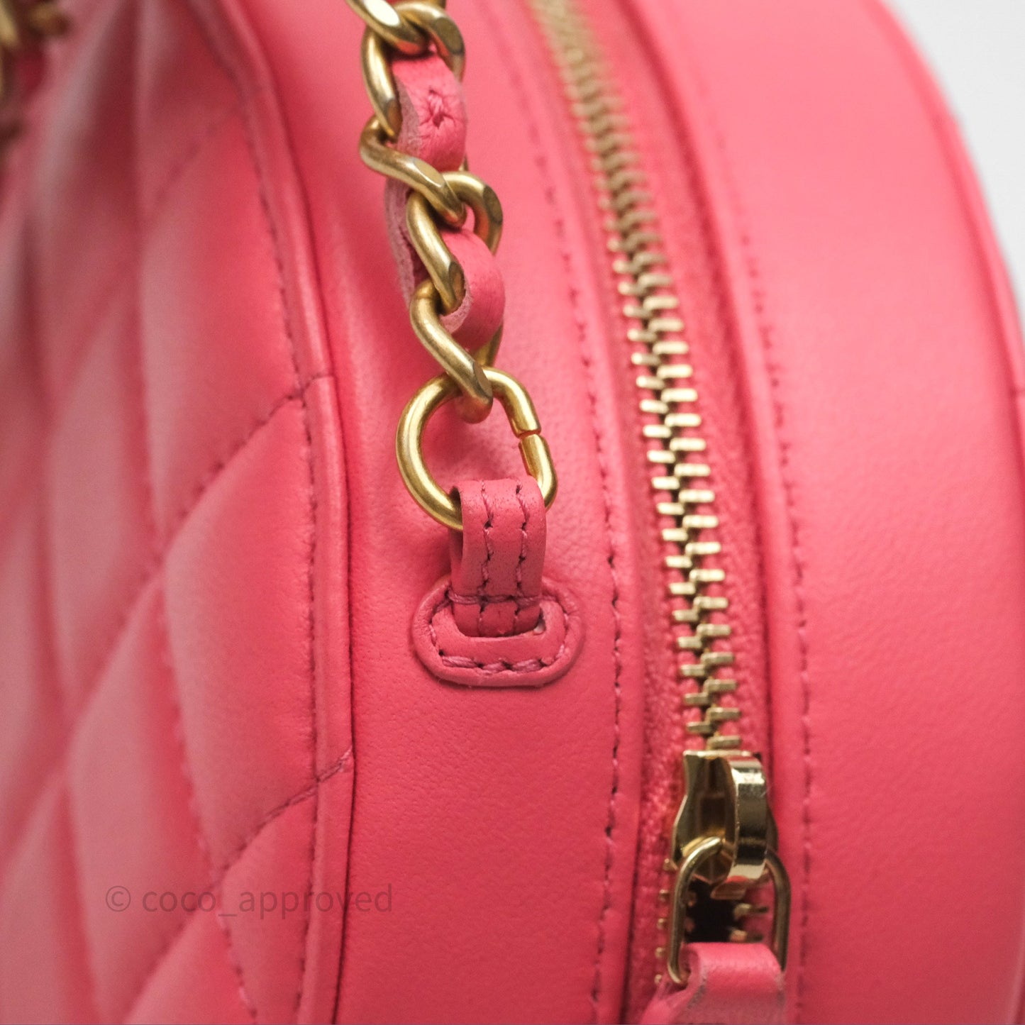 Chanel Quilted Pearl Crush Round Clutch With Chain Pink Lambskin Aged Gold Hardware