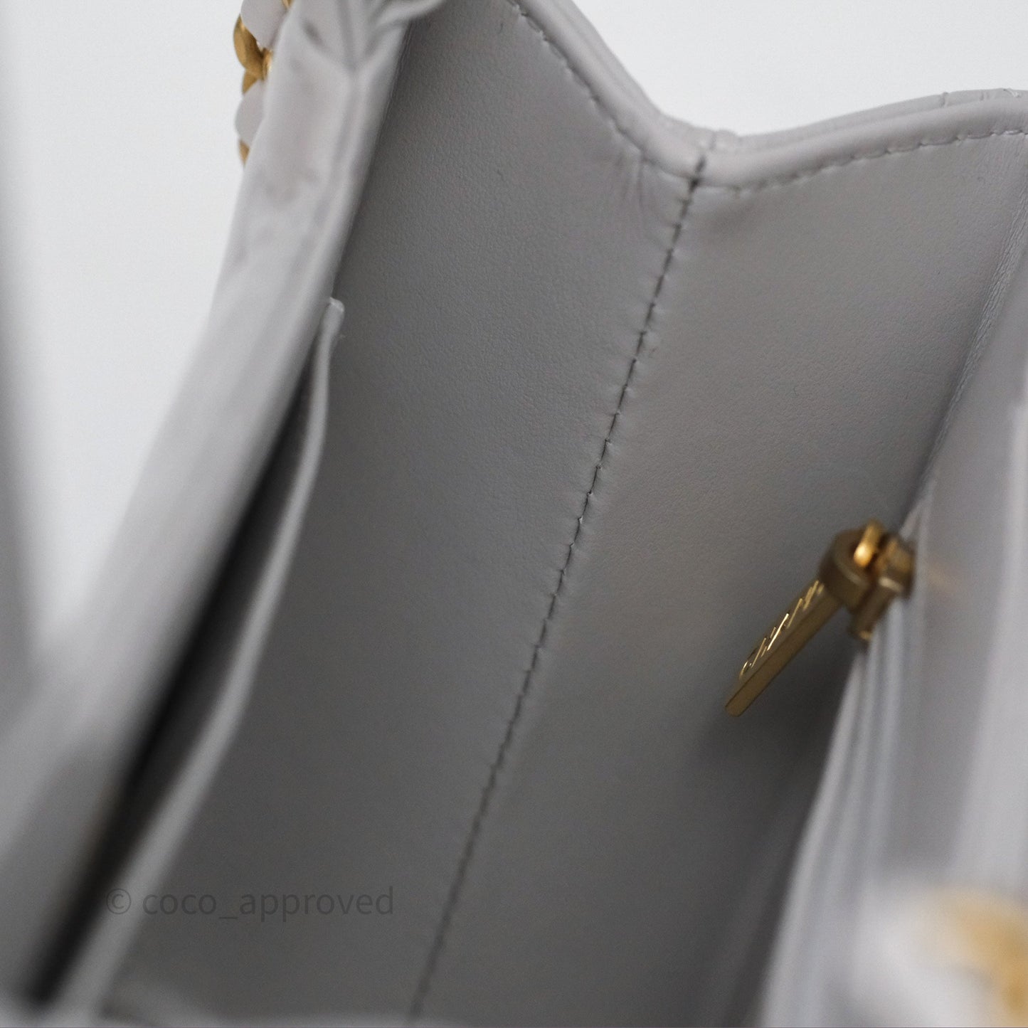 Chanel Kelly Bag Quilted Light Grey Shiny Calfskin Aged Gold Hardware