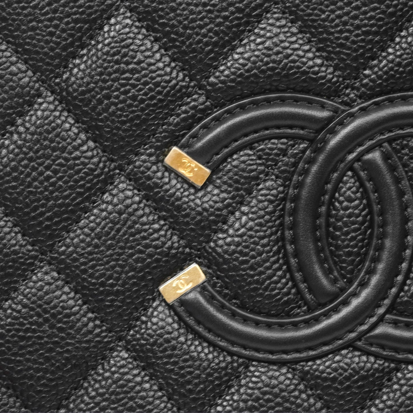 Chanel Quilted Medium CC Filigree Vanity Case Black Caviar Aged Gold Hardware