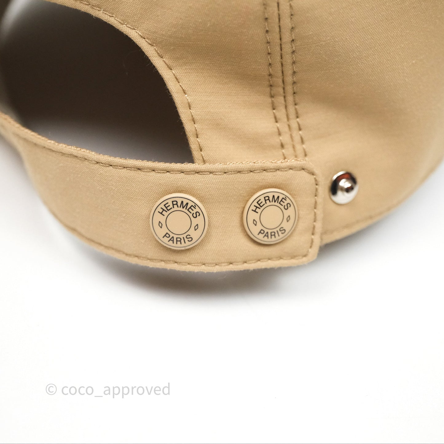 Hermès Serena Eperon D'Or Cap Beige Size 57