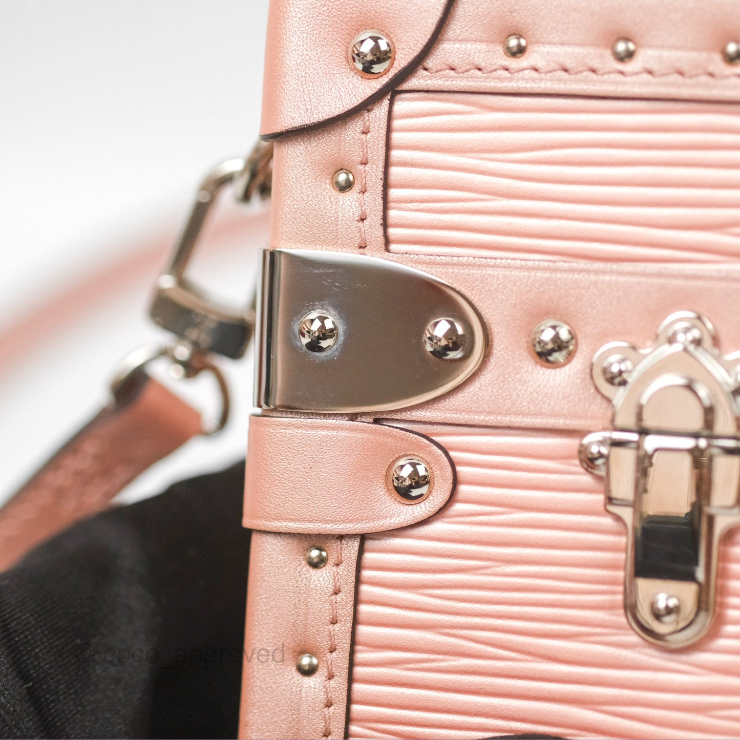 Louis Vuitton Petite Malle Rose Epi