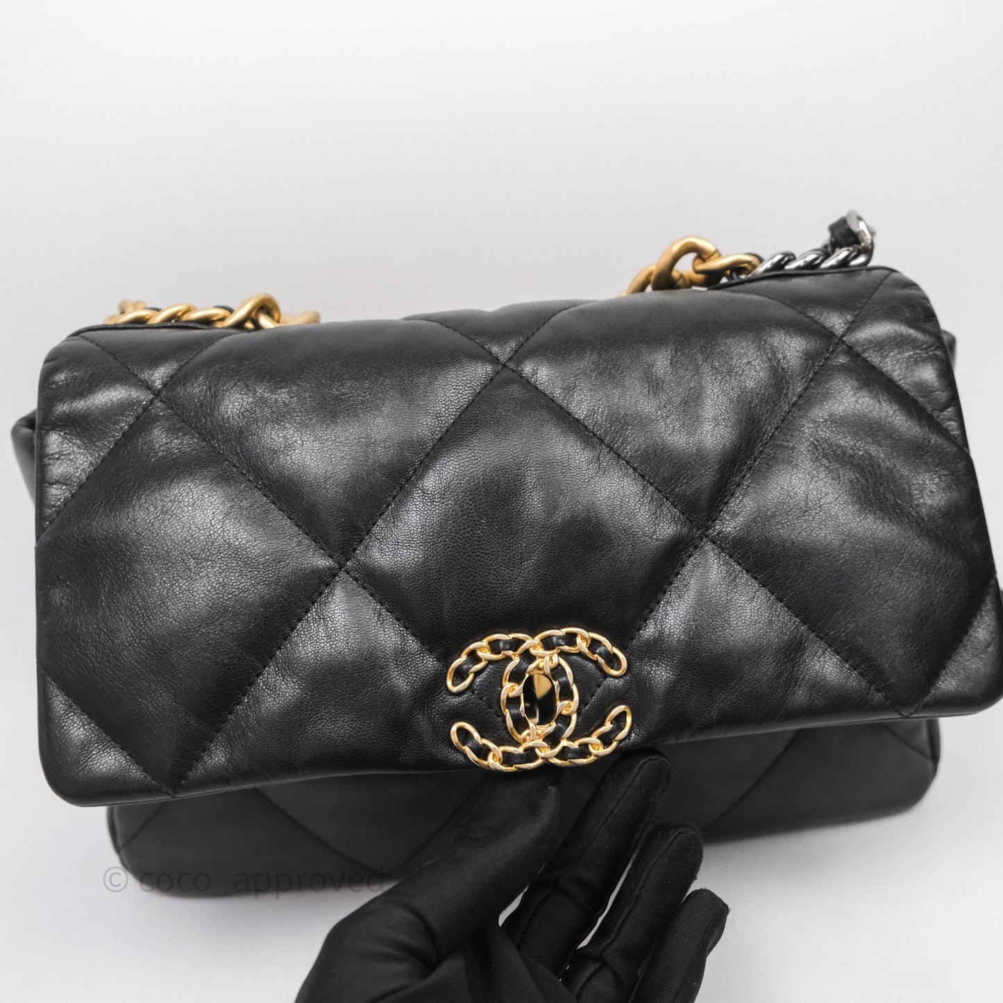 Chanel 19 Medium Black Mixed Hardware