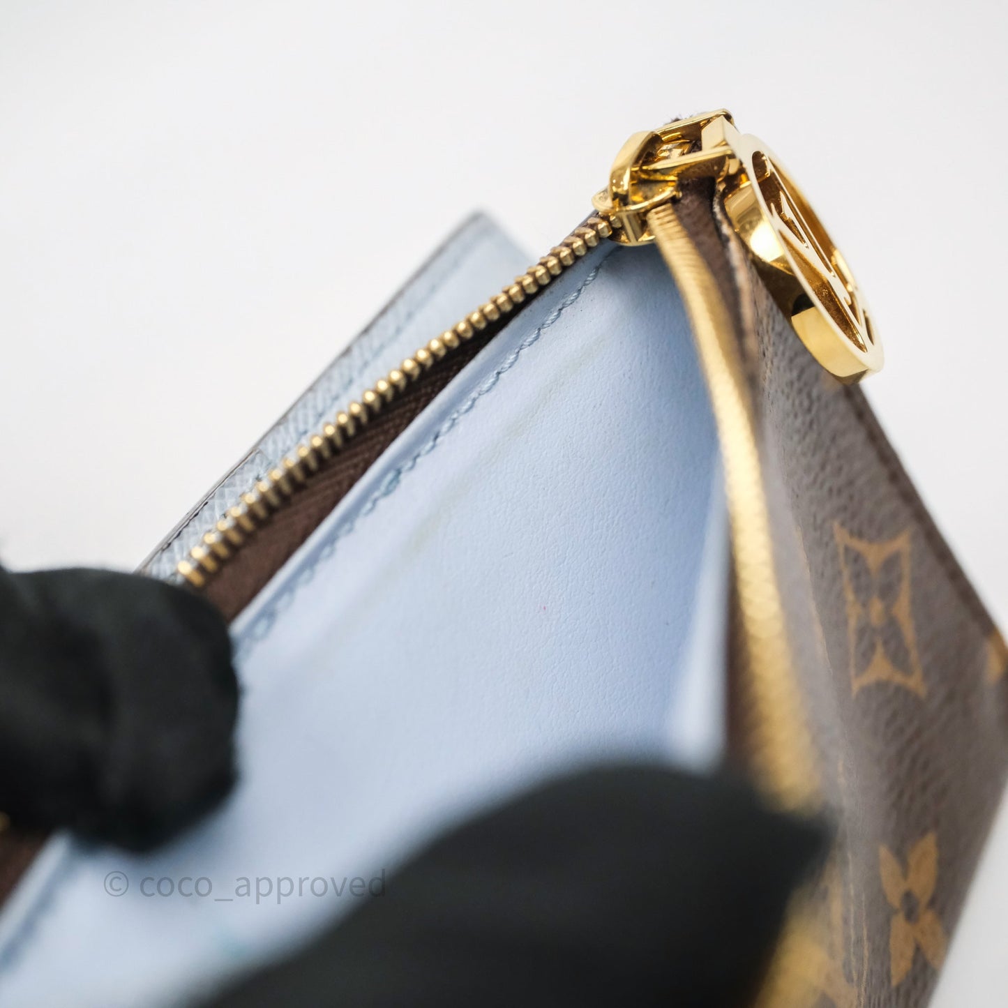 Louis Vuitton Lisa Wallet Monogram