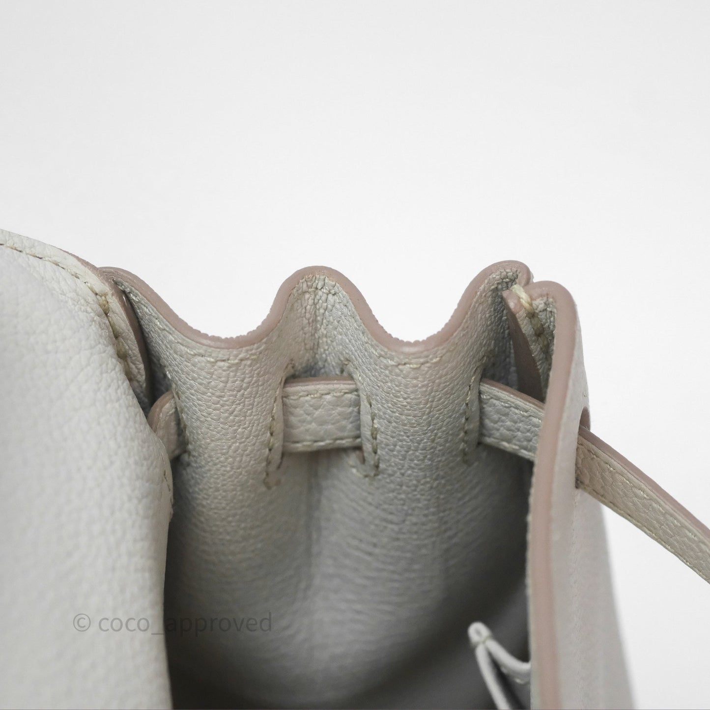 Hermès Retourne Kelly 25 Beton 8L Togo Gold Hardware