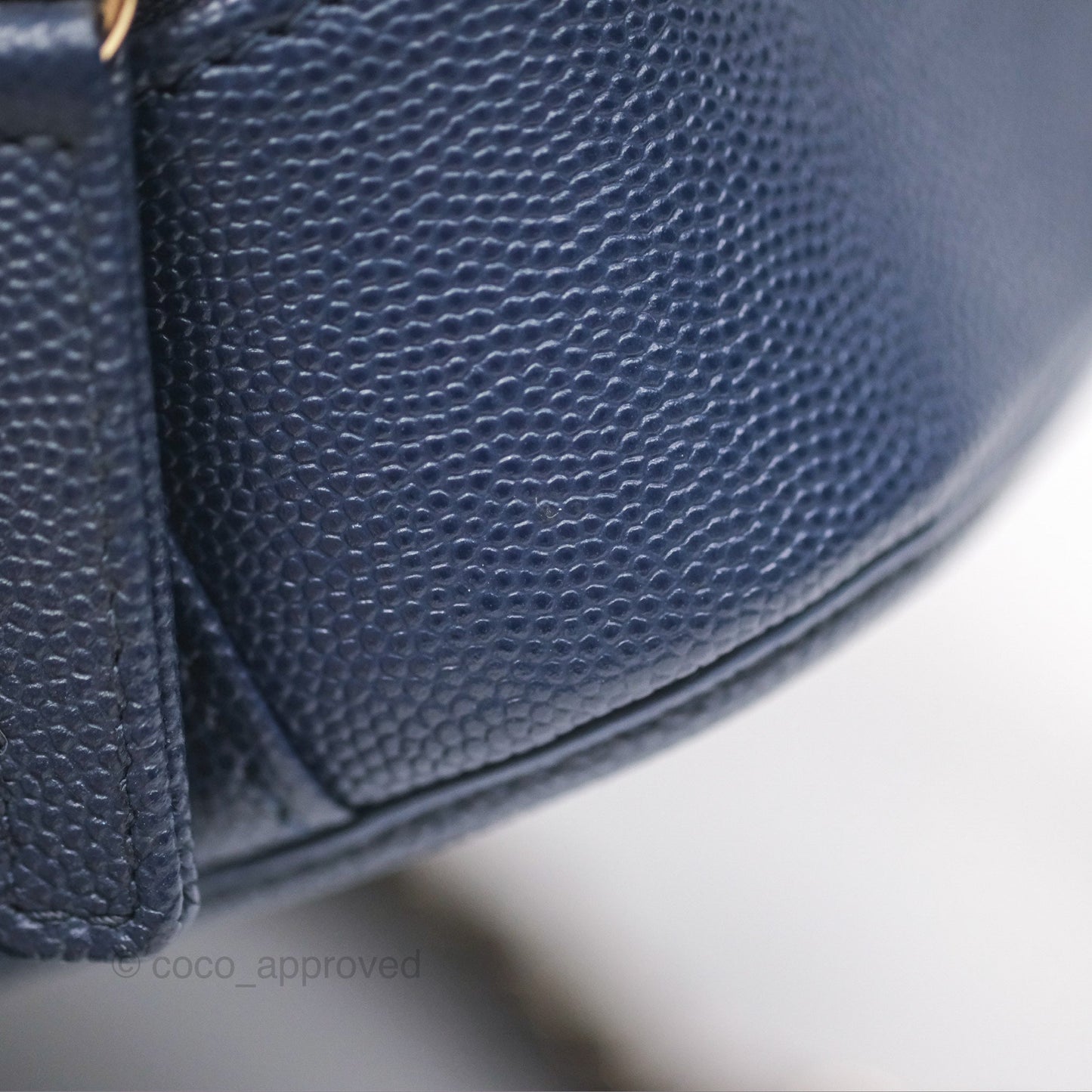 Chanel Quilted Medium CC Filigree Vanity Case Dark Navy Caviar Gold Hardware