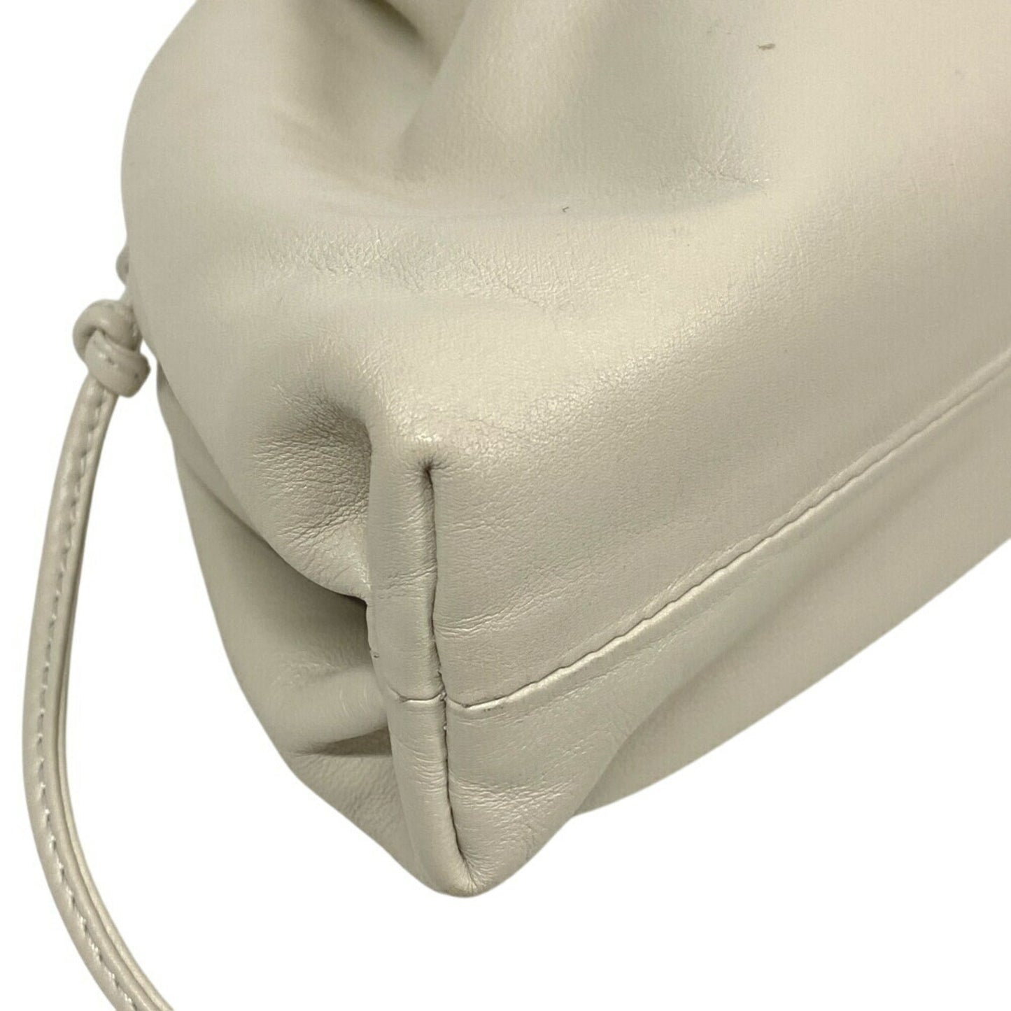 Luxury Bottega Veneta  Leather Pouch Shoulder Bag ()