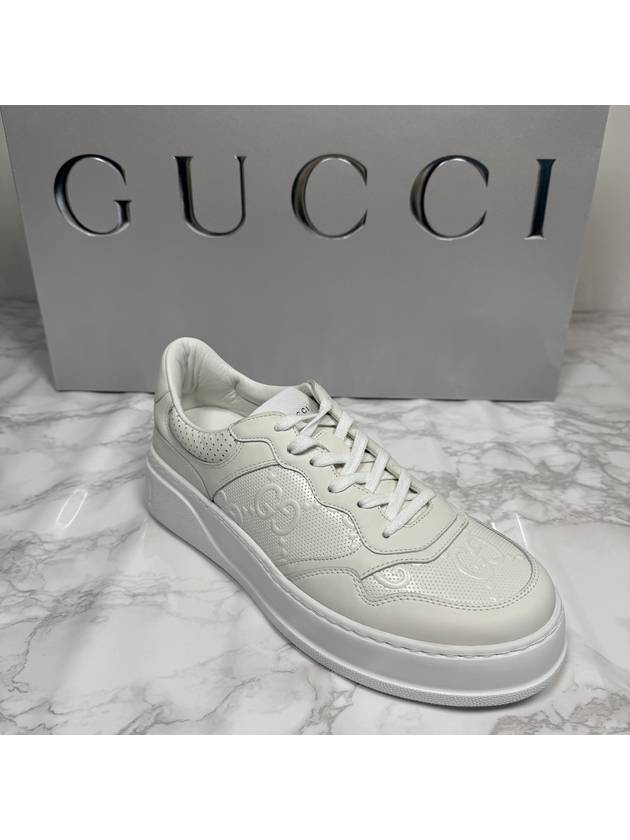 Luxury Gucci Trending 2025 GG Emboss Low Top Sneakers White