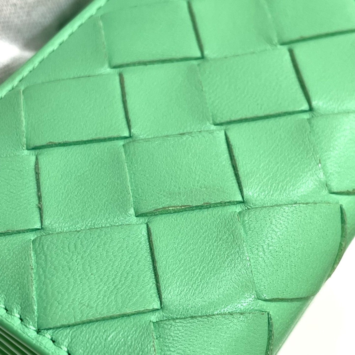 Luxury Bottega Veneta  Leather Wallet (Tri-Fold) ()