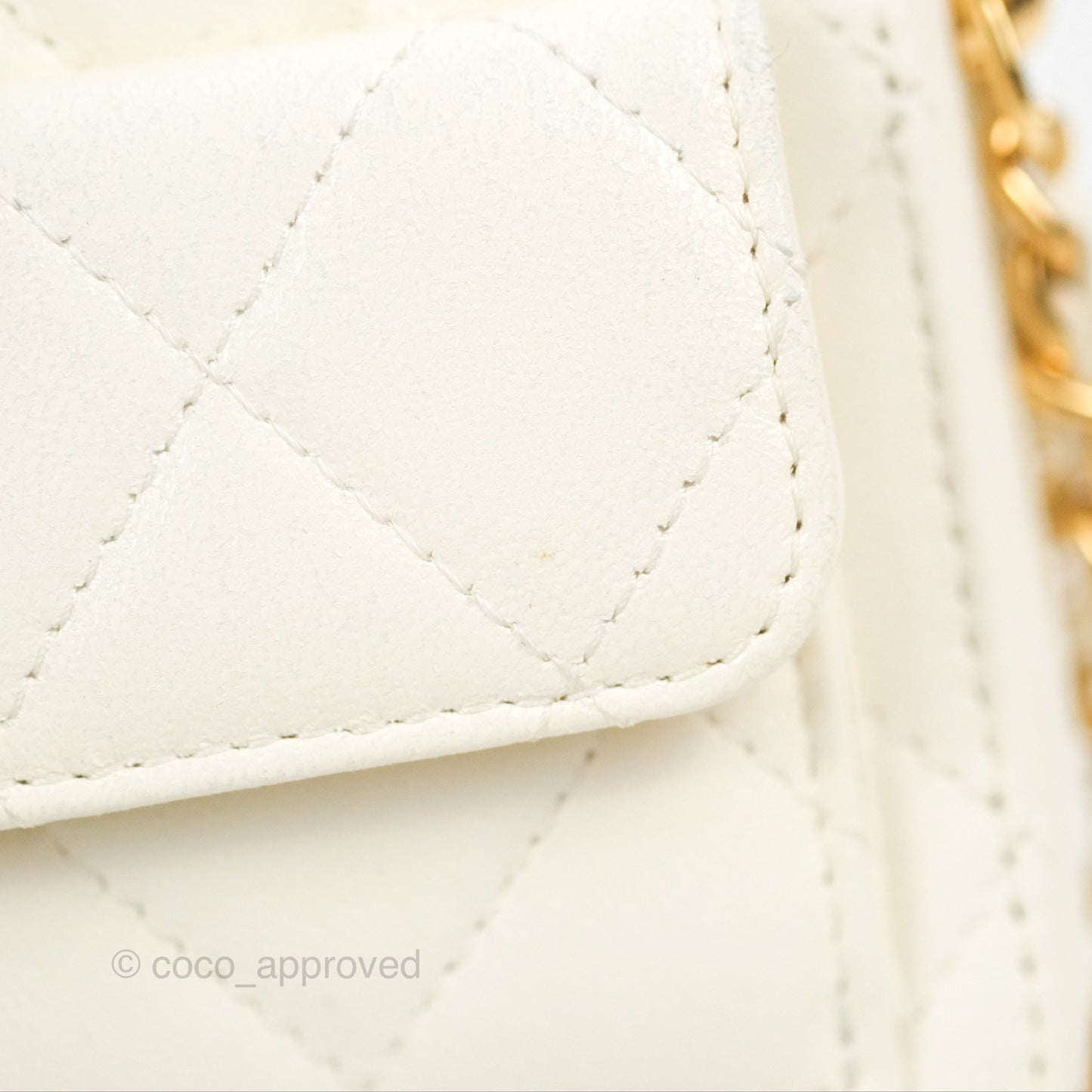 Chanel Mini Vanity Case with Chain White Lambskin Gold Hardware