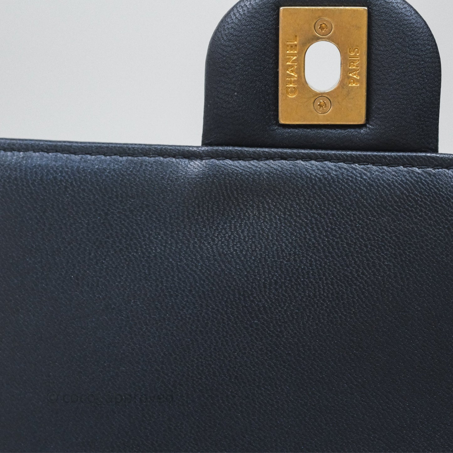 Chanel Quilted Chic Pearls Flap Iridescent Navy Goatskin Aged Gold Hardware