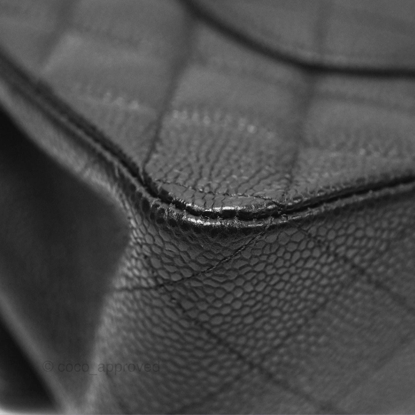 Chanel Classic M/L Medium Flap Quilted Black Caviar Silver Hardware