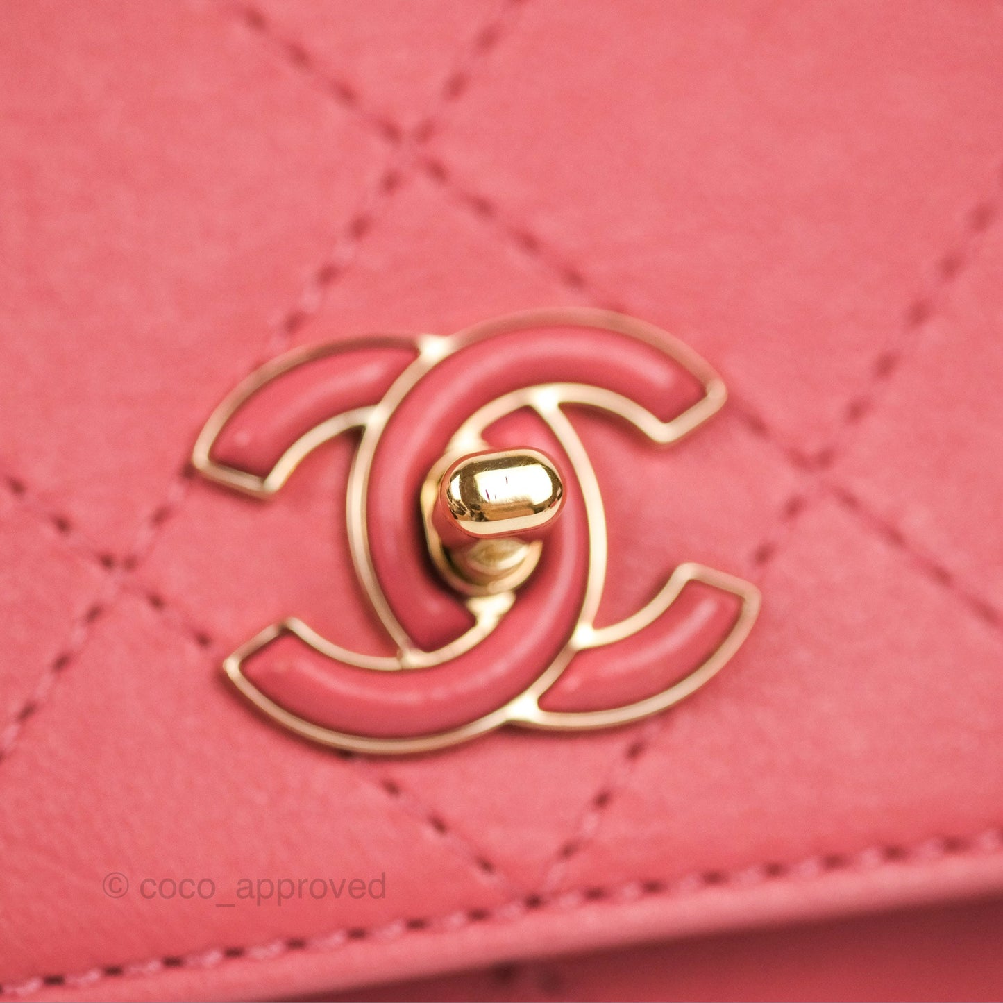 Chanel Small Flat Quilt Round Flap Bag Pink Calfskin Gold Hardware