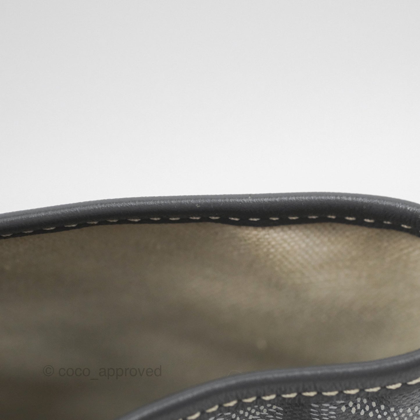 Goyard St Louis Tote PM ⁣⁣⁣⁣⁣⁣⁣⁣⁣⁣⁣⁣⁣⁣⁣⁣⁣⁣⁣⁣Grey Canvas