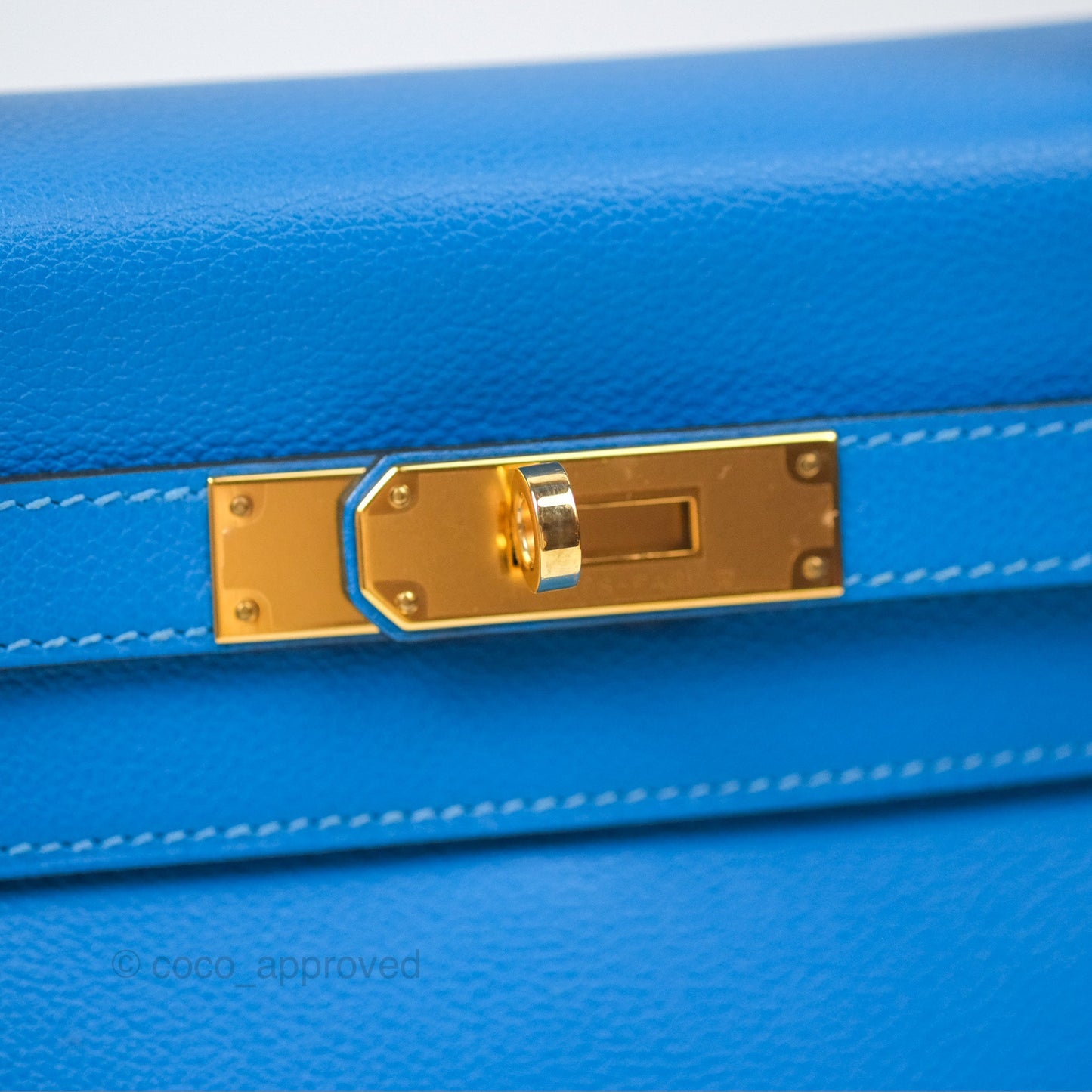 Hermès Retourne Kelly 28 Blue Evercolor Gold Hardware