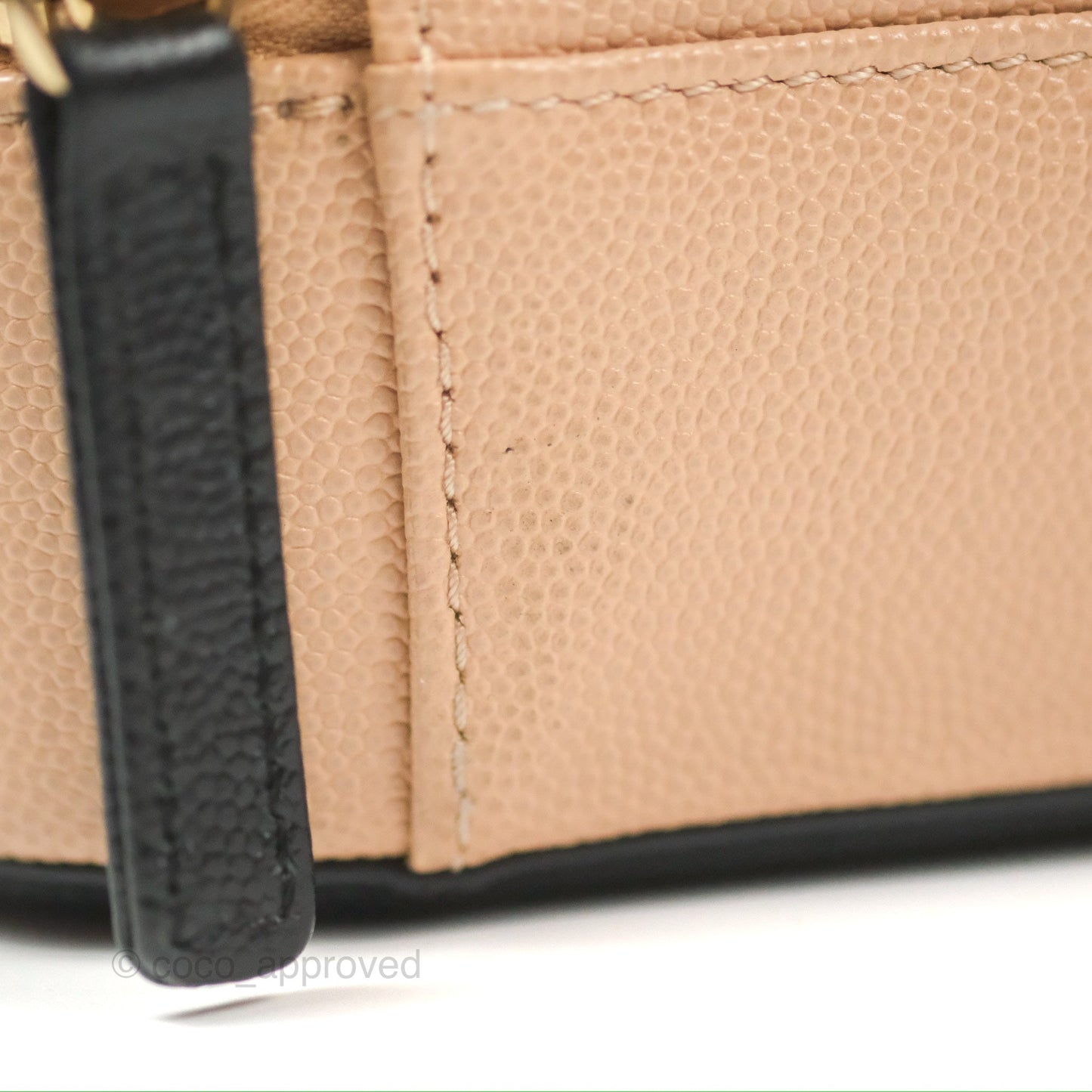 Chanel Quilted Medium CC Filigree Vanity Case Black Beige Caviar Gold Hardware