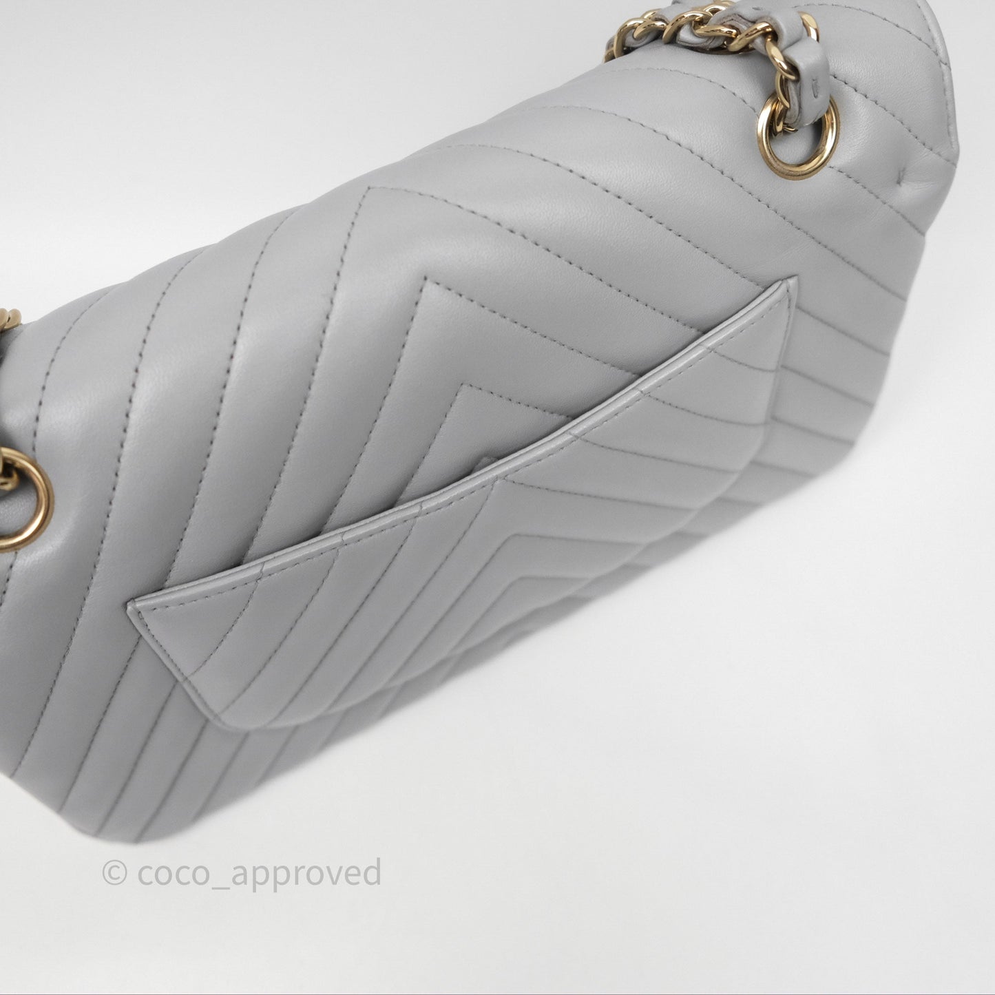 Chanel Classic M/L Medium Flap Chevron Grey Lambskin Gold Hardware